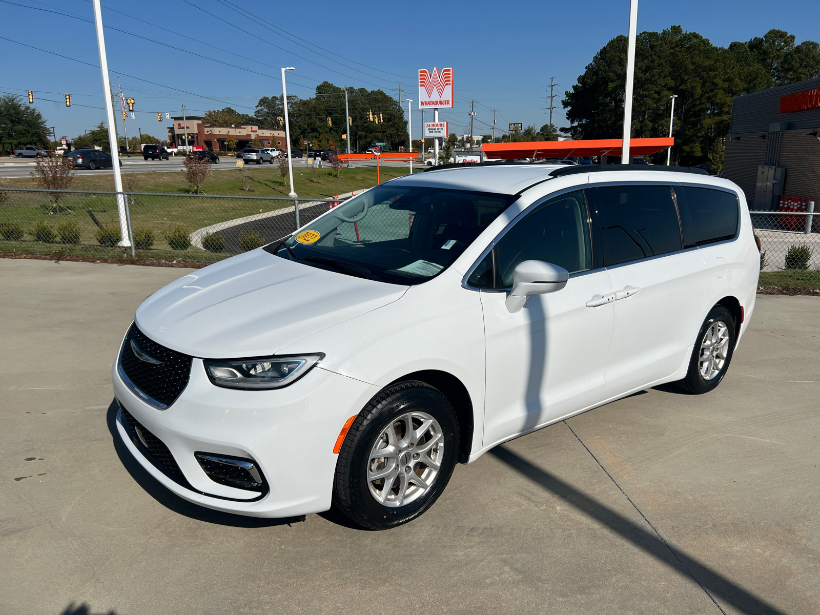 2022 Chrysler Pacifica Touring L 3