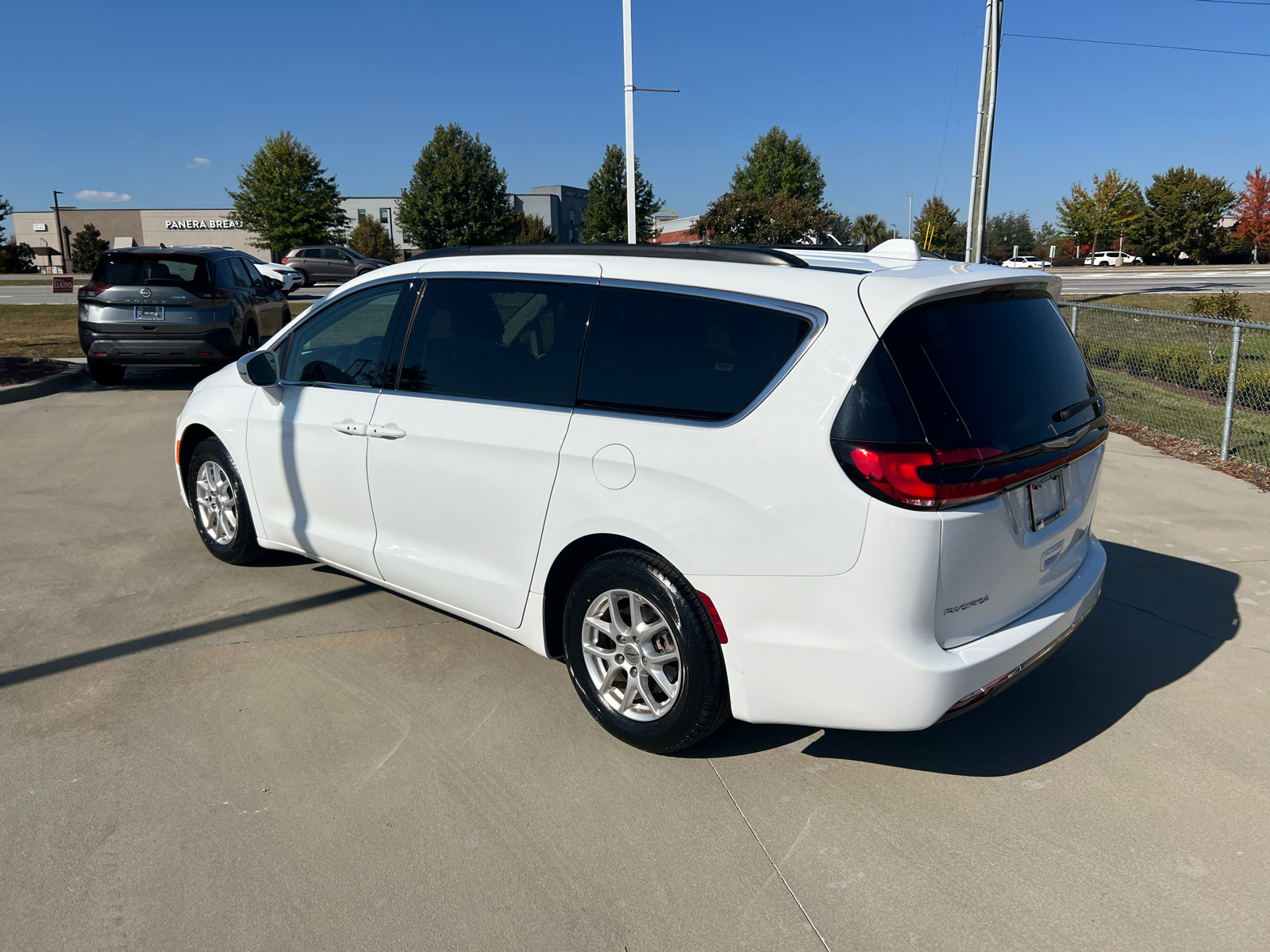 2022 Chrysler Pacifica Touring L 5