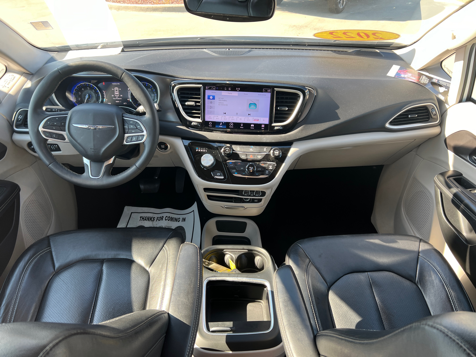 2022 Chrysler Pacifica Touring L 24