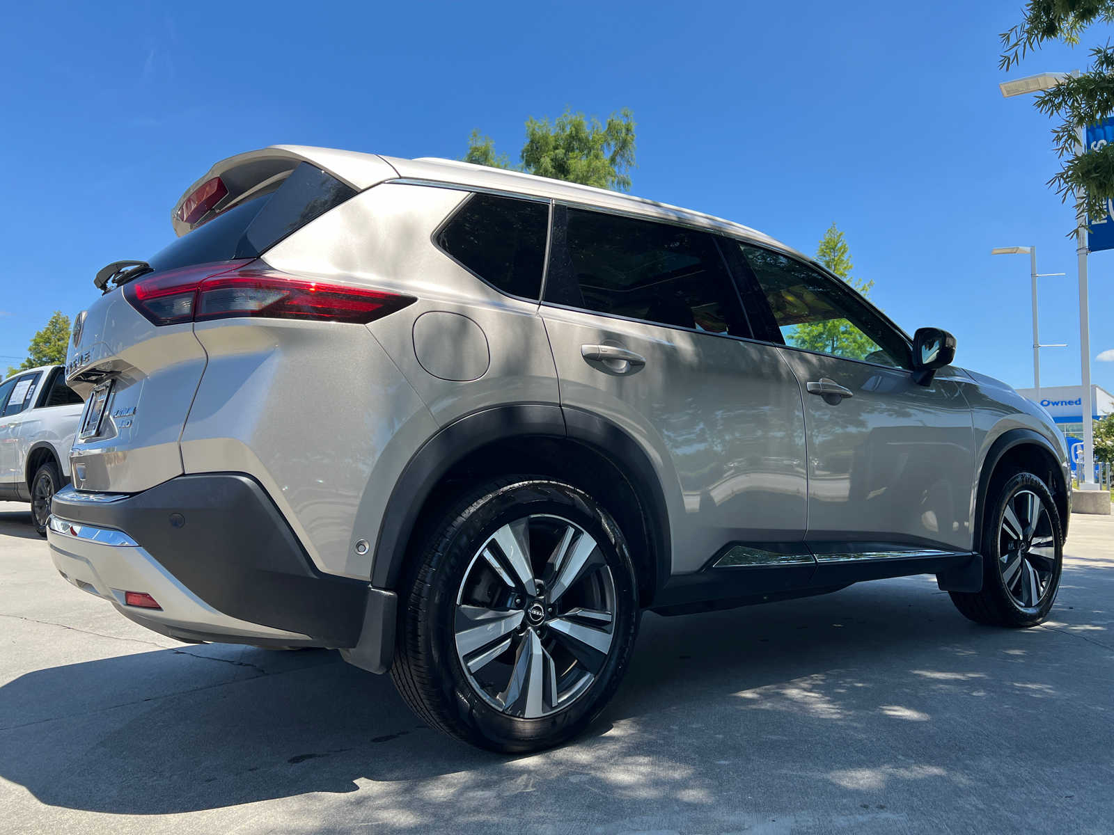 2022 Nissan Rogue Platinum 8