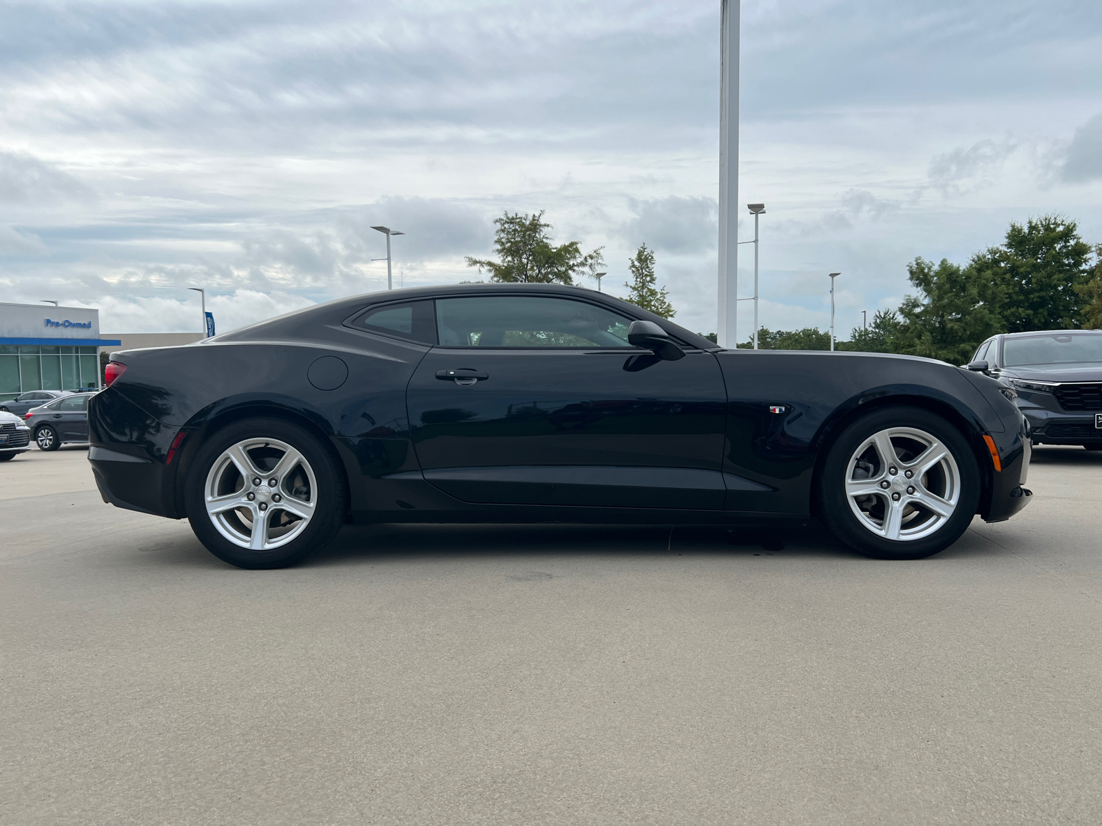 2023 Chevrolet Camaro 1LT 8