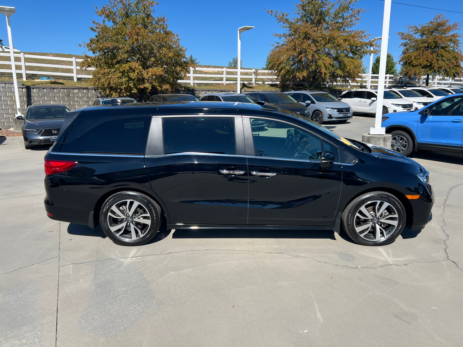 2023 Honda Odyssey Touring 10