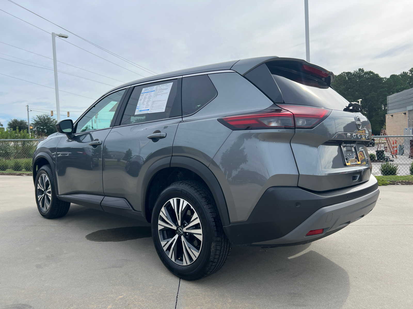 2023 Nissan Rogue SV 5