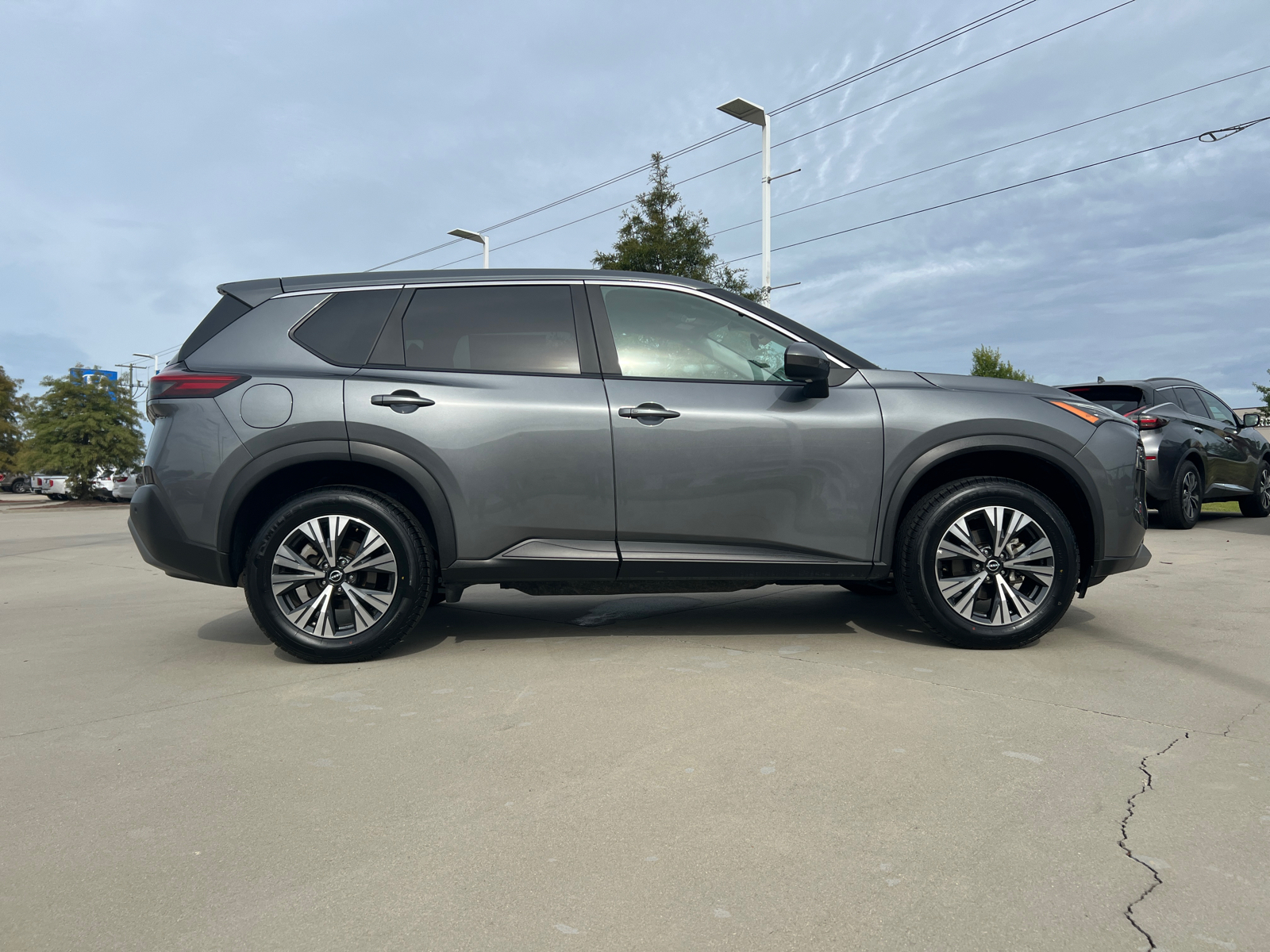 2023 Nissan Rogue SV 8