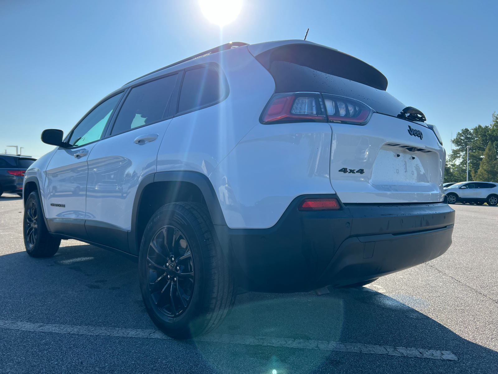 2023 Jeep Cherokee Altitude 5