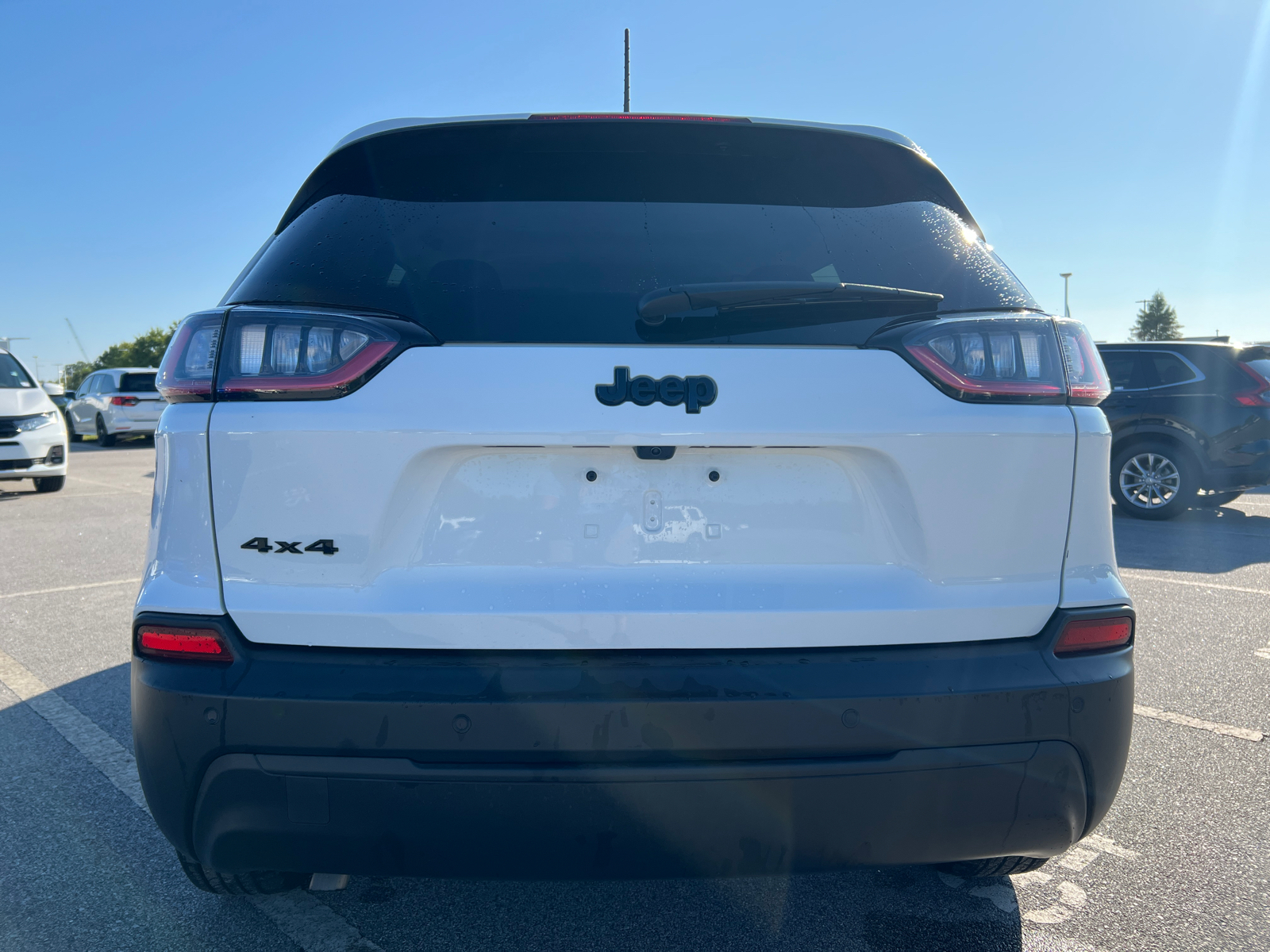 2023 Jeep Cherokee Altitude 6