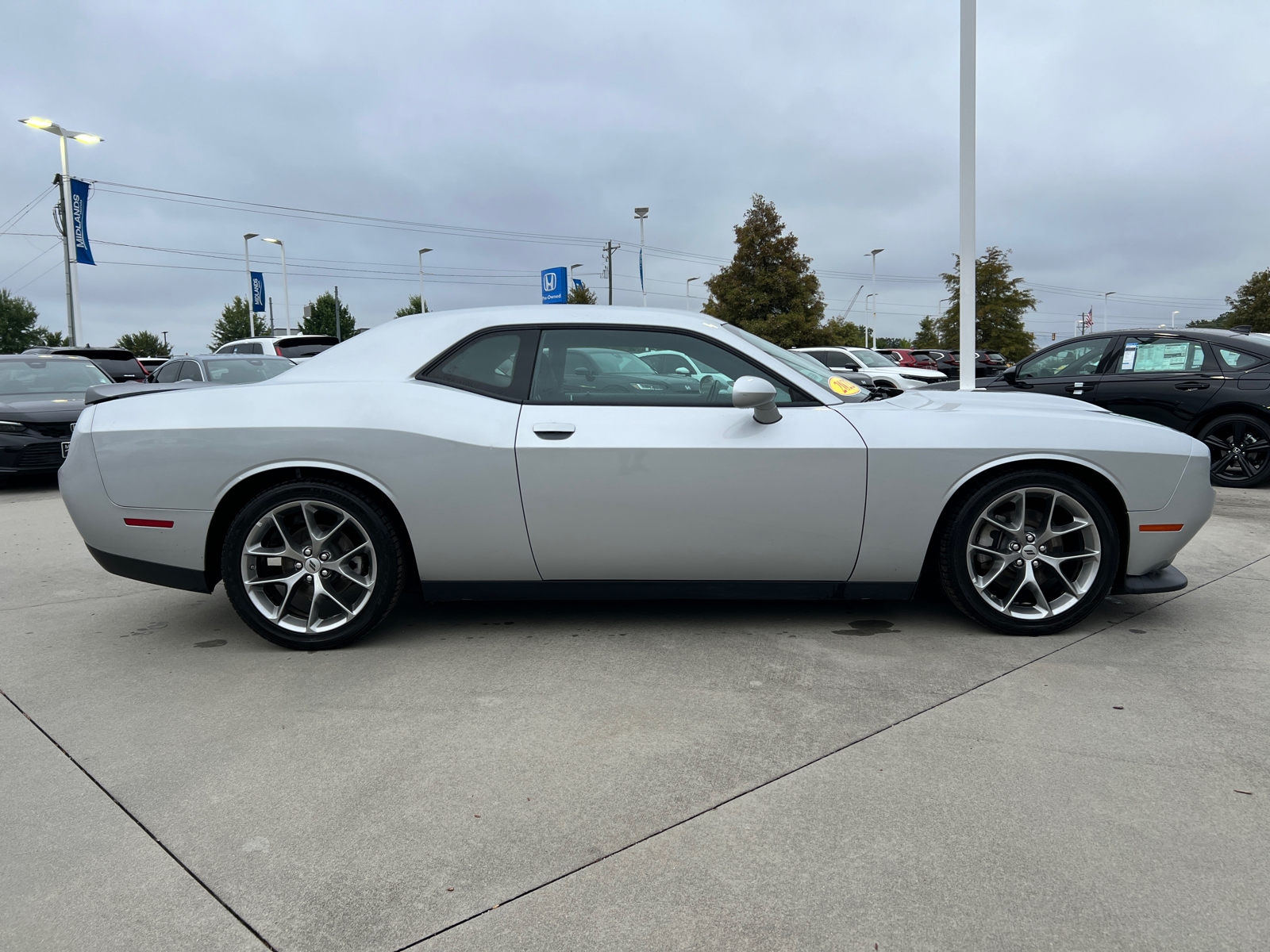 2023 Dodge Challenger GT 8