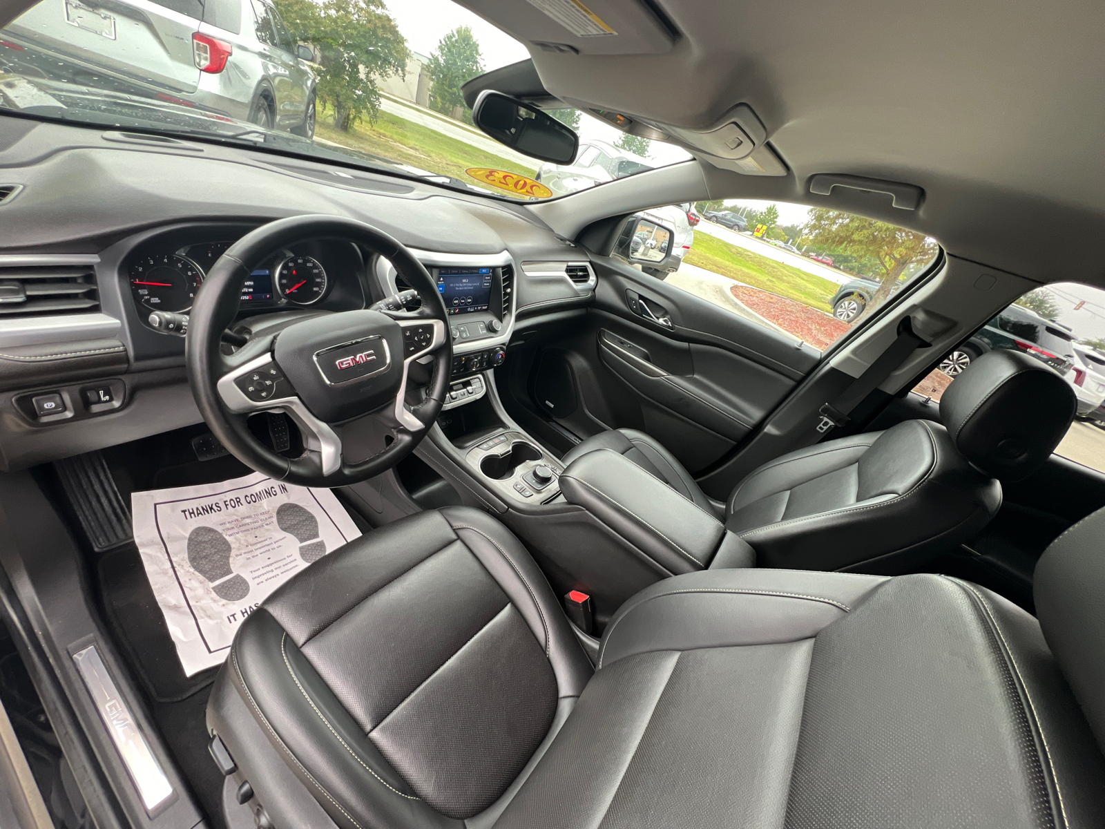 2023 GMC Acadia SLT 15