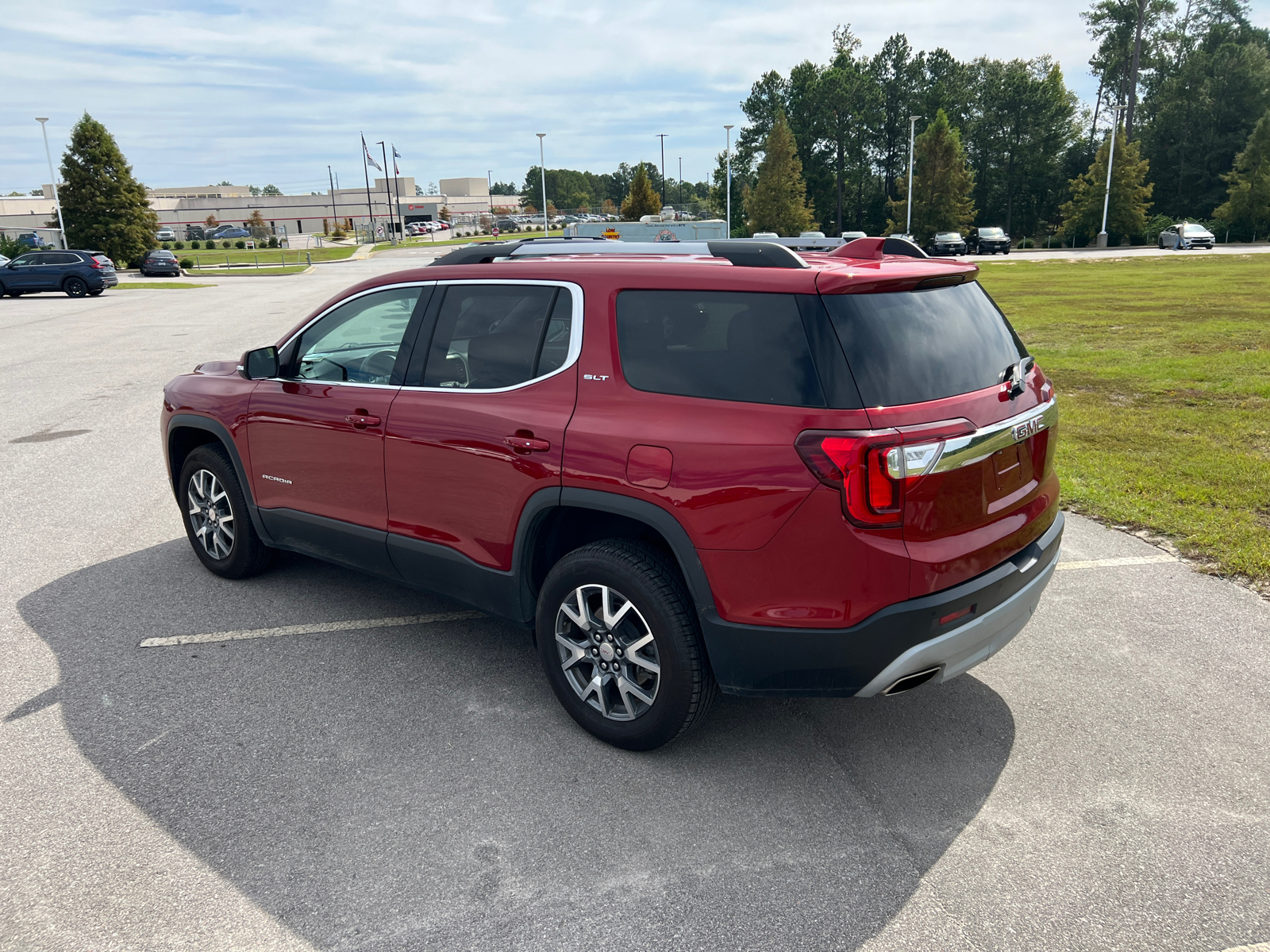 2023 GMC Acadia SLT 5