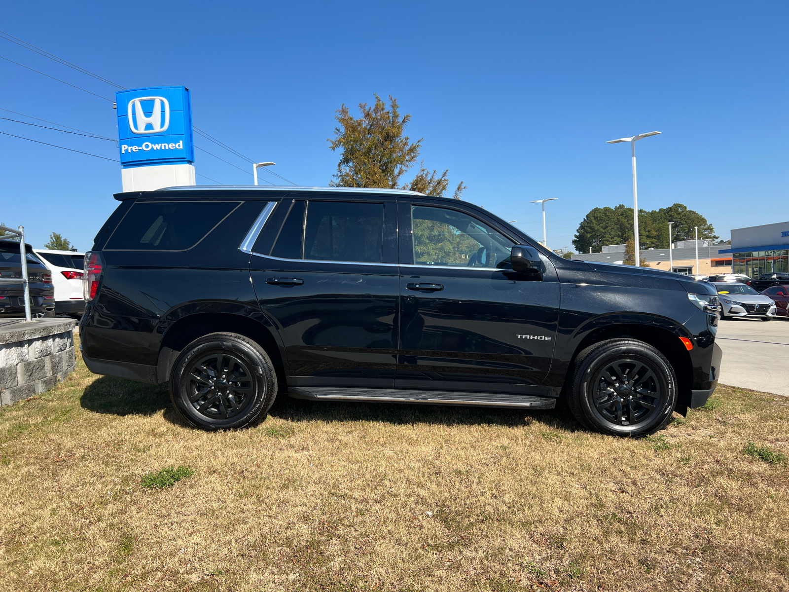 2021 Chevrolet Tahoe LT 8