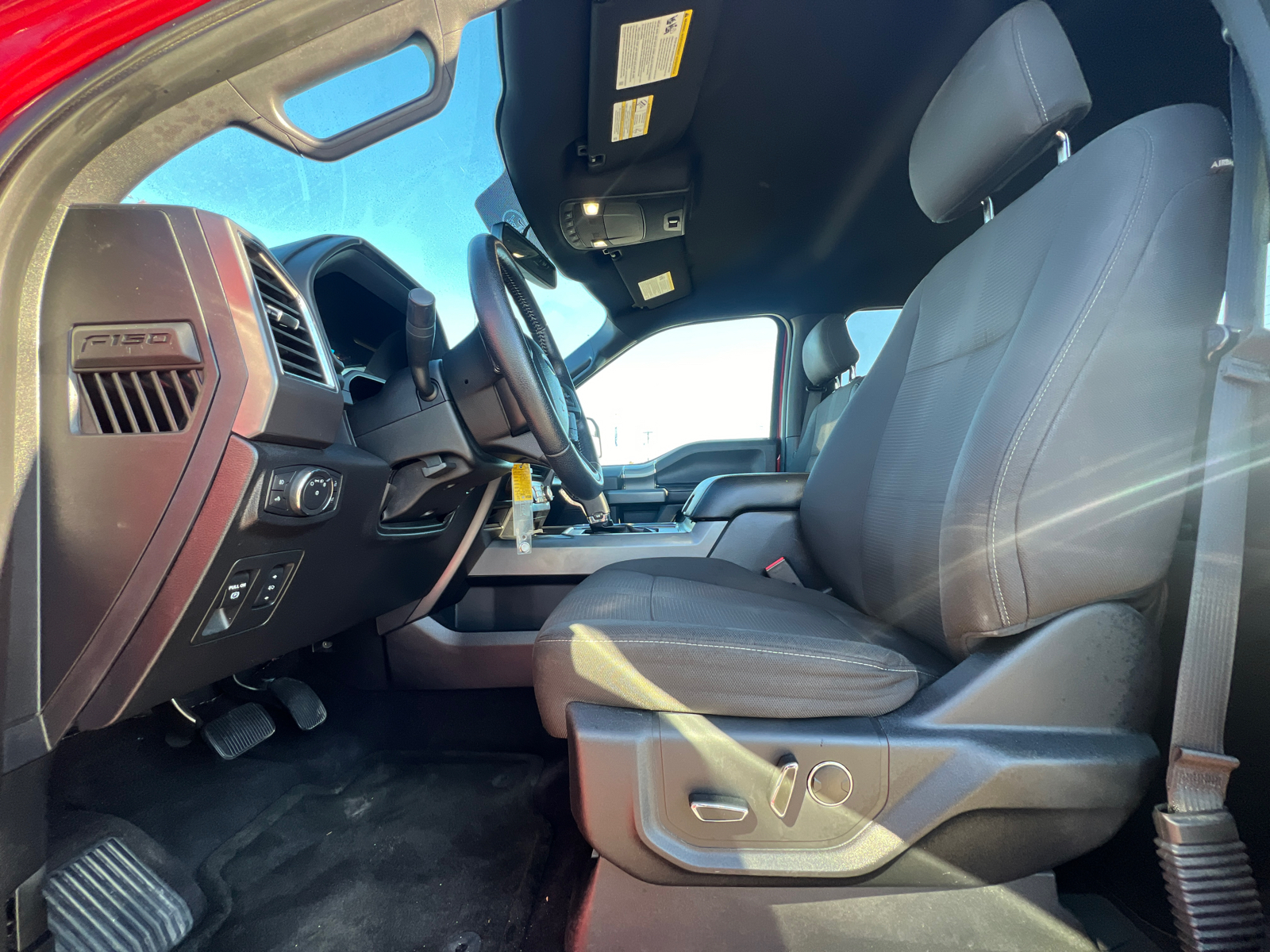 2016 Ford F-150 XLT 14