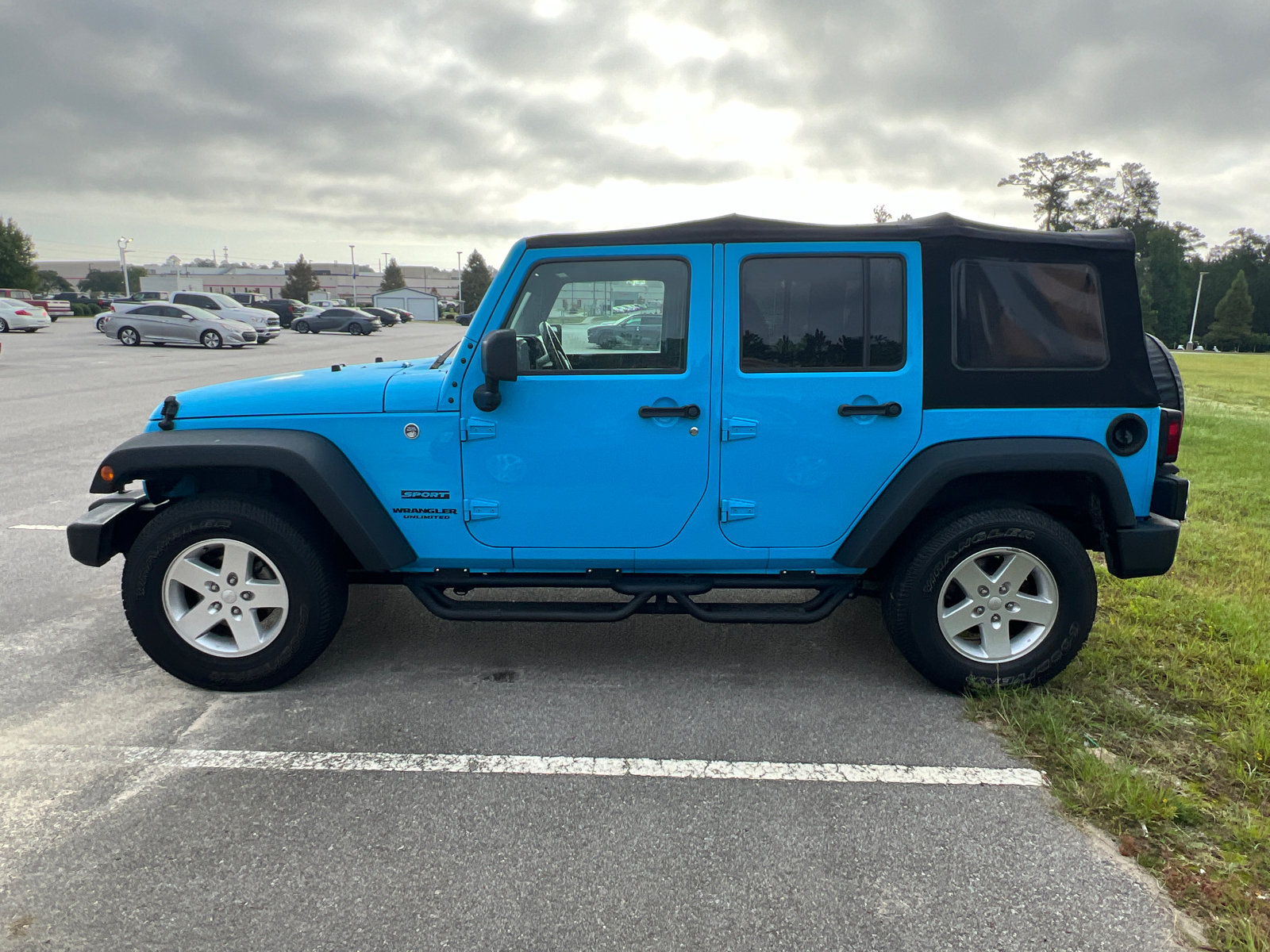 2017 Jeep Wrangler Unlimited Sport 4