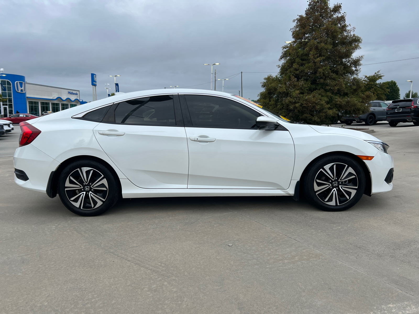 2018 Honda Civic EX-L 8