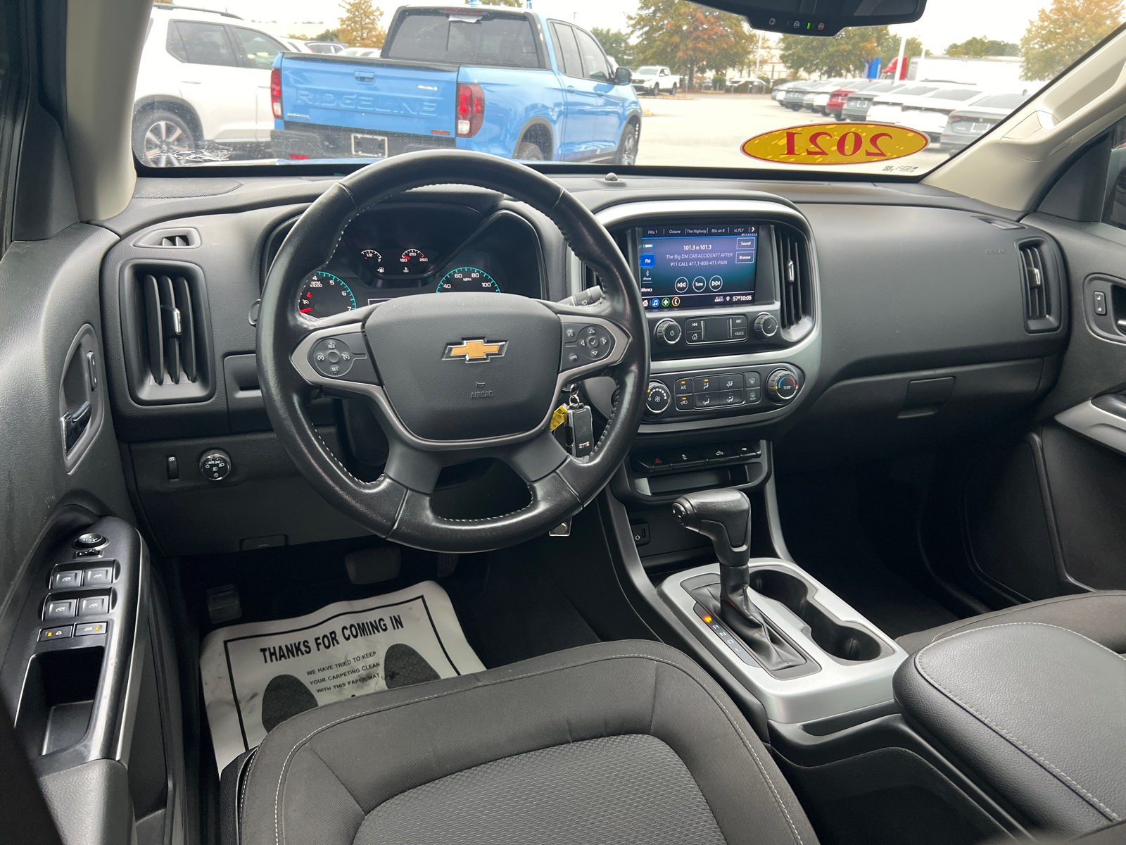 2021 Chevrolet Colorado LT 25