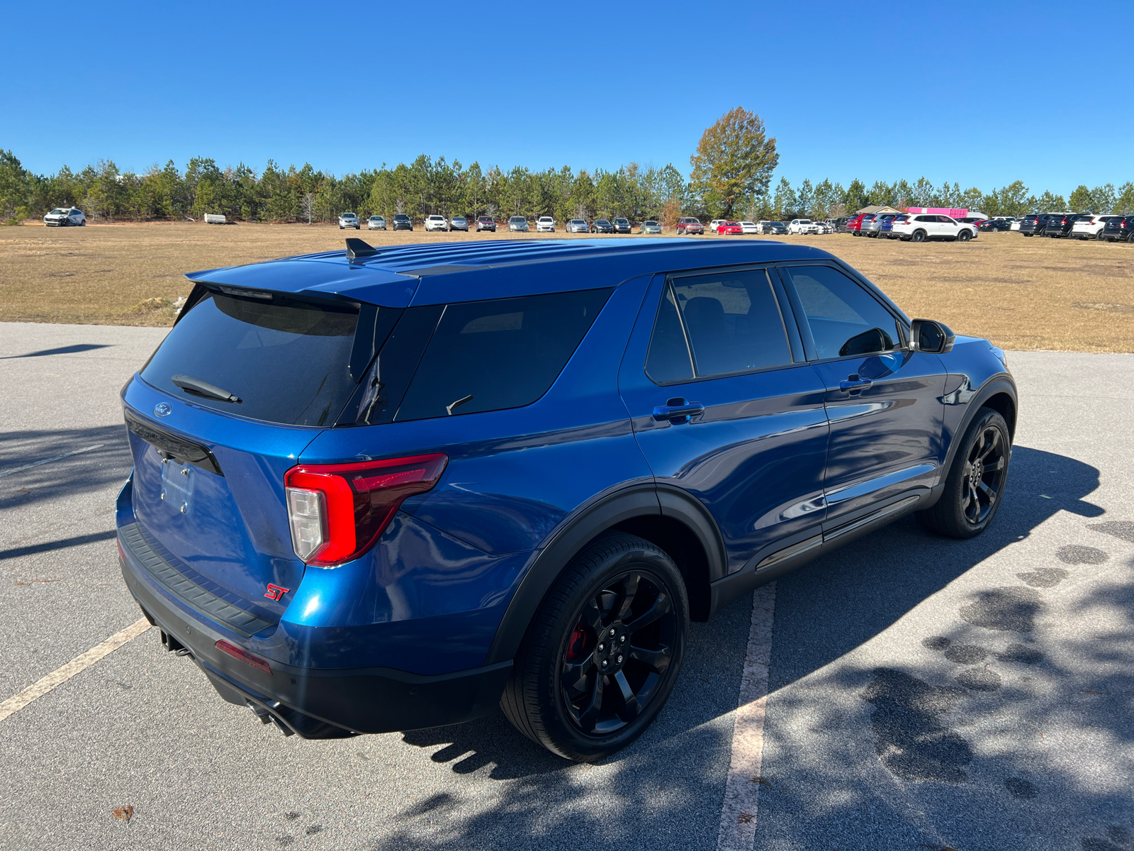 2021 Ford Explorer ST 7