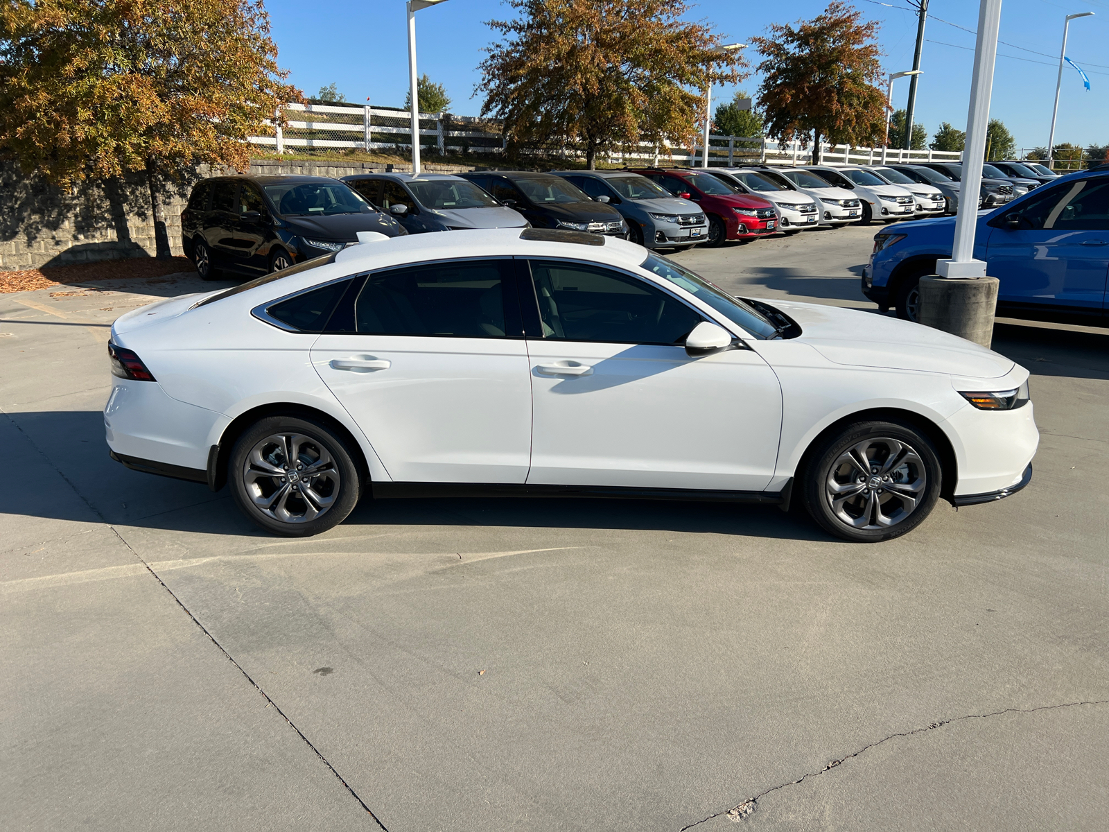 2024 Honda Accord Hybrid EX-L 8