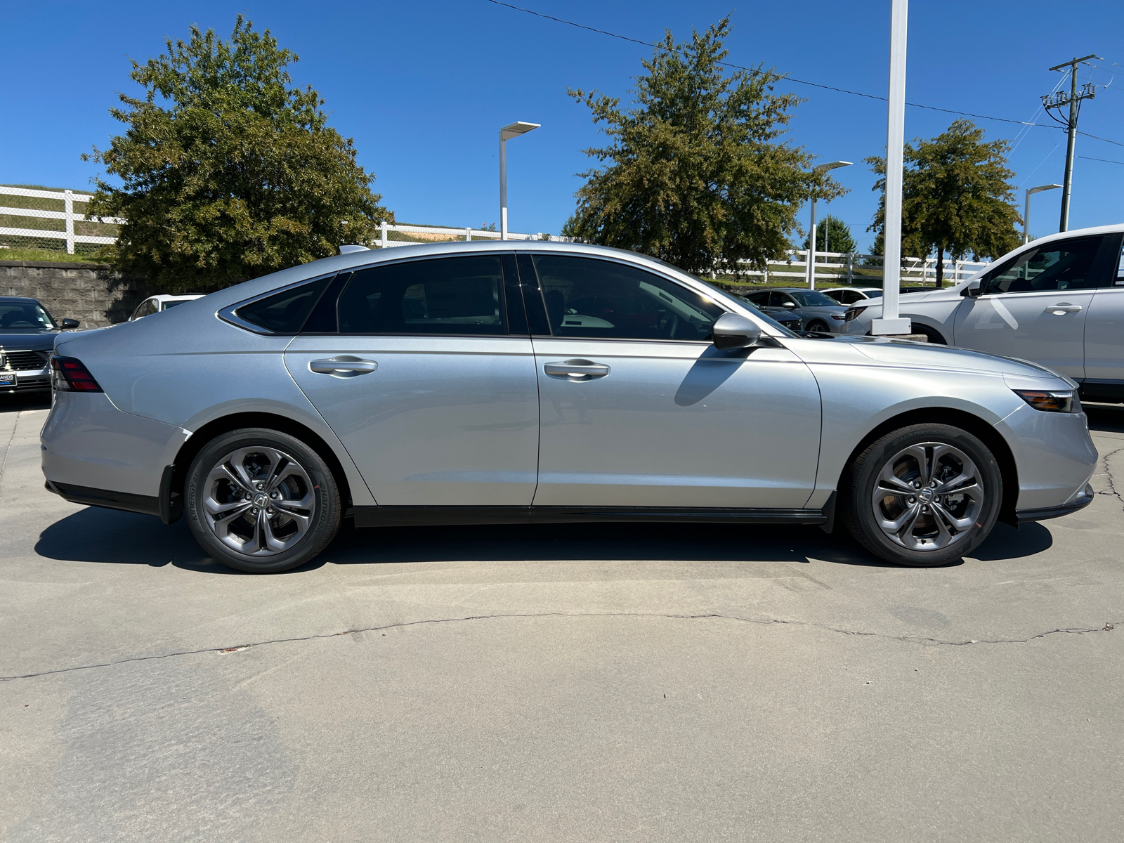 2024 Honda Accord Hybrid EX-L 8