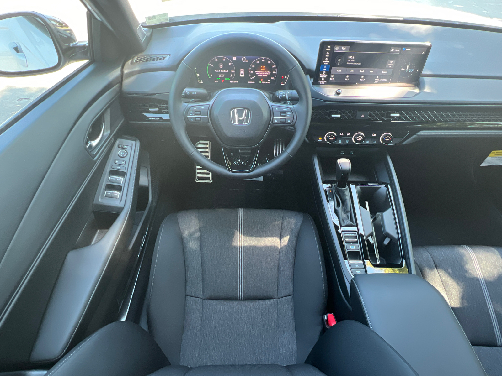 2024 Honda Accord Hybrid Sport 29