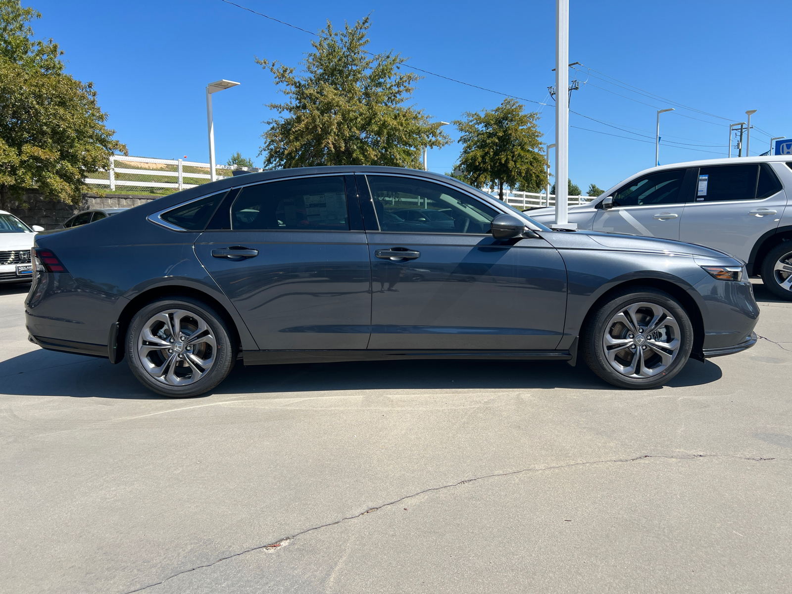 2024 Honda Accord Hybrid EX-L 8