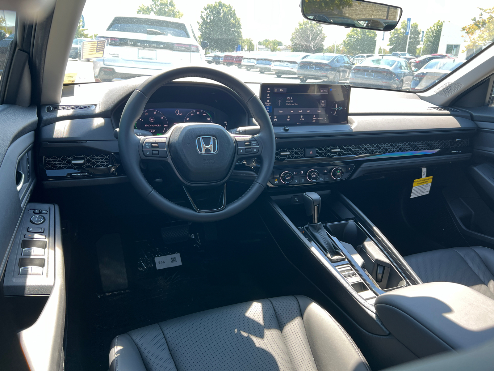 2024 Honda Accord Hybrid EX-L 31