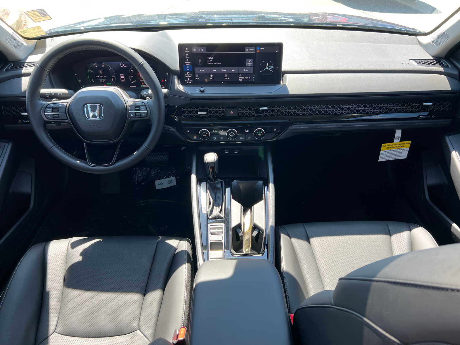 2024 Honda Accord Hybrid EX-L 27