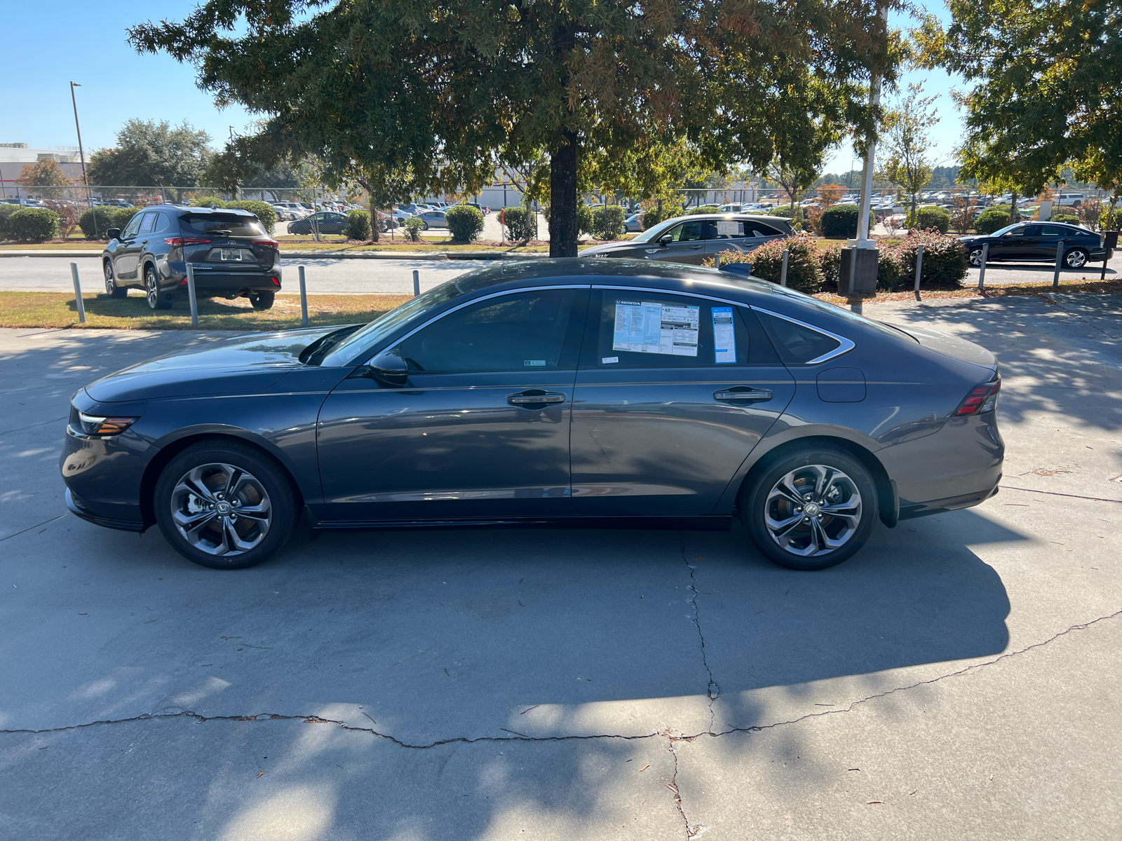 2024 Honda Accord Hybrid EX-L 4