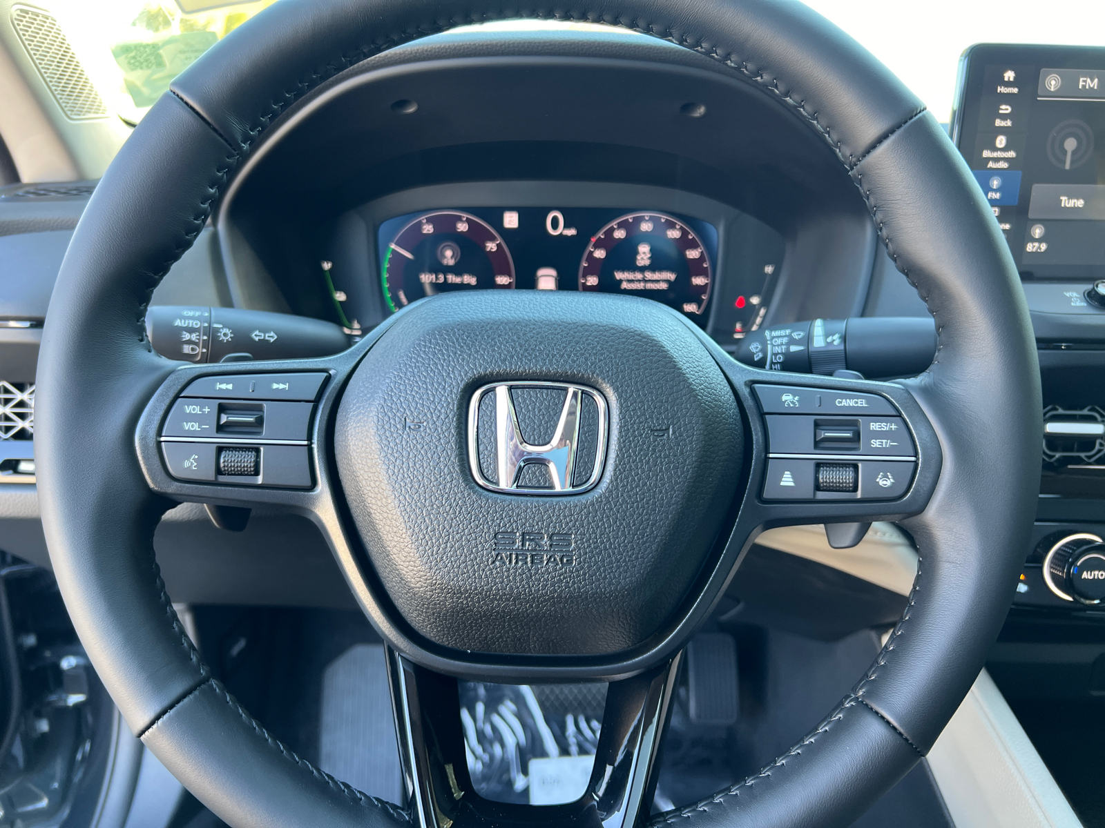 2024 Honda Accord Hybrid EX-L 17