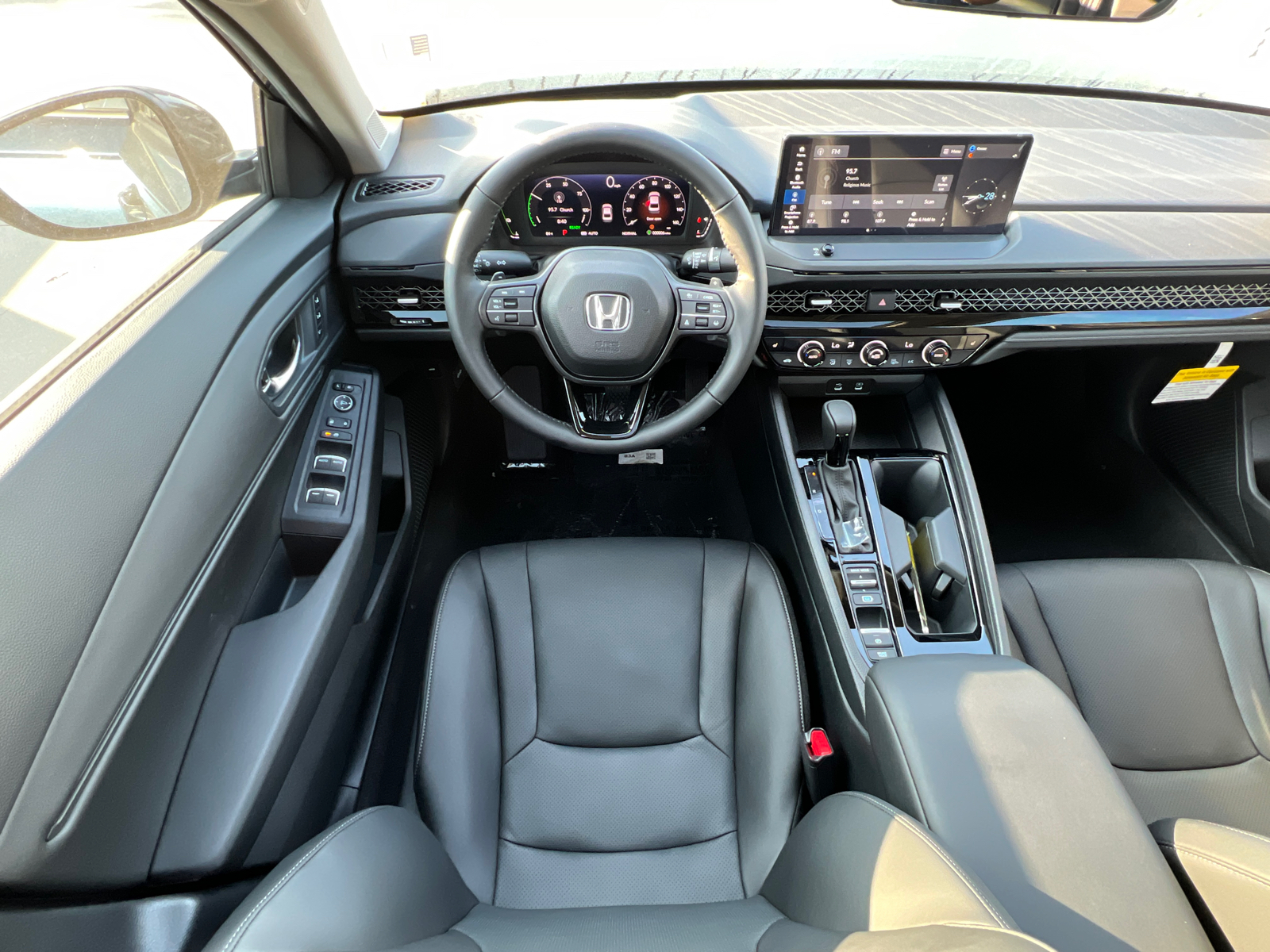 2024 Honda Accord Hybrid EX-L 29