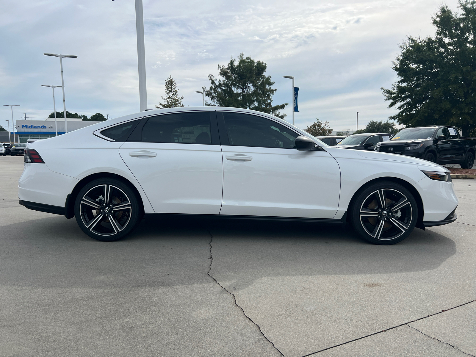 2024 Honda Accord Hybrid Sport 8