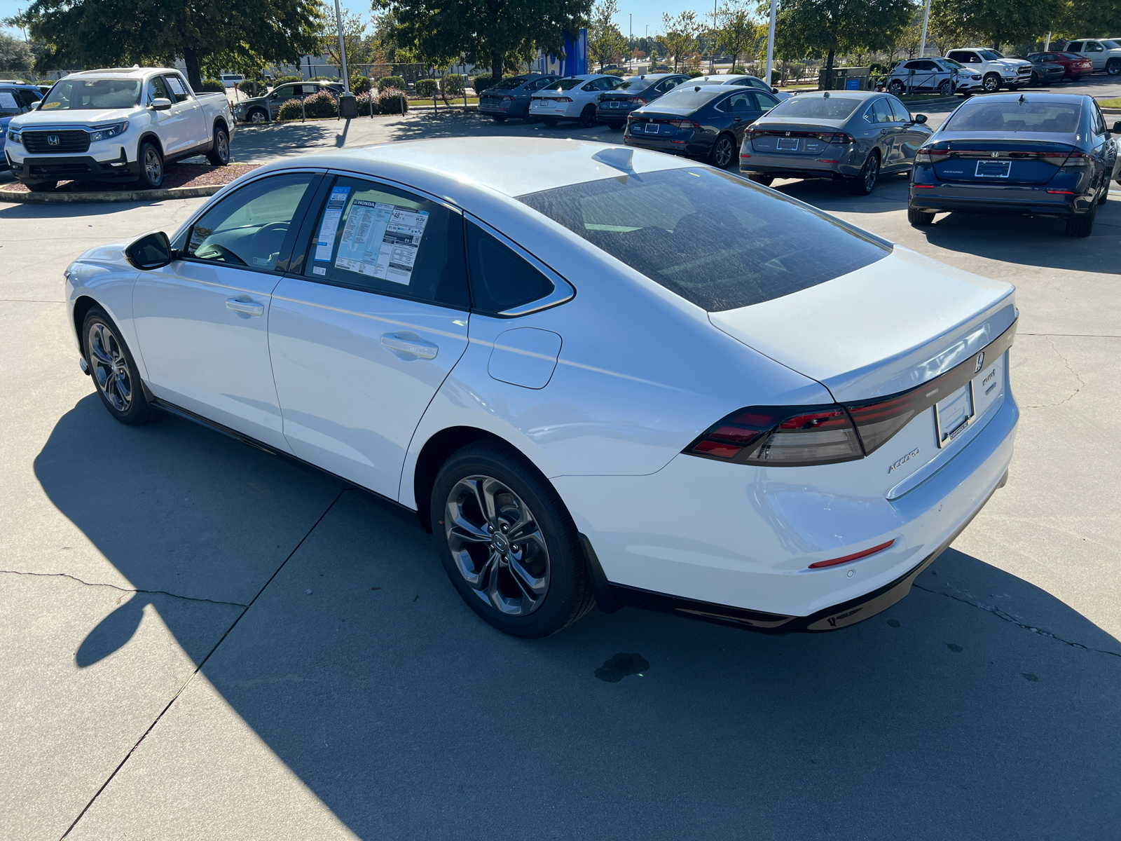 2024 Honda Accord Hybrid EX-L 5