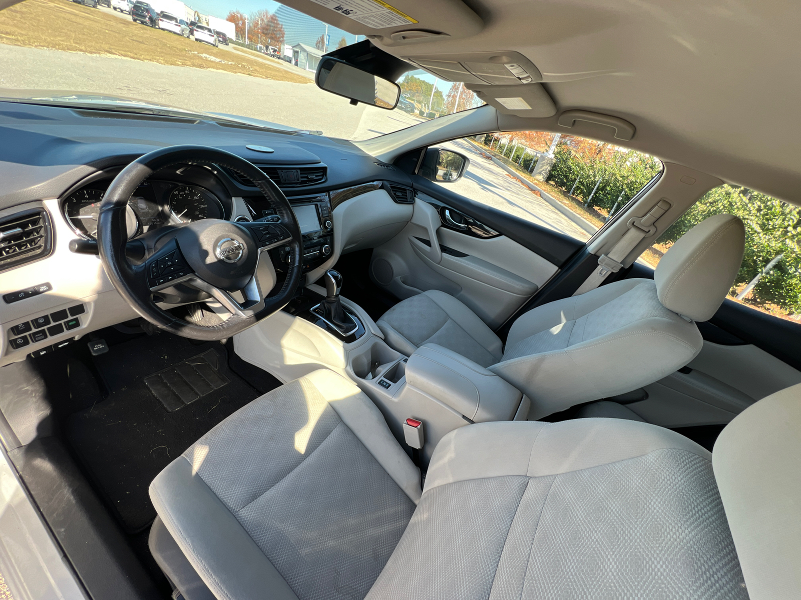 2019 Nissan Rogue Sport SV 12