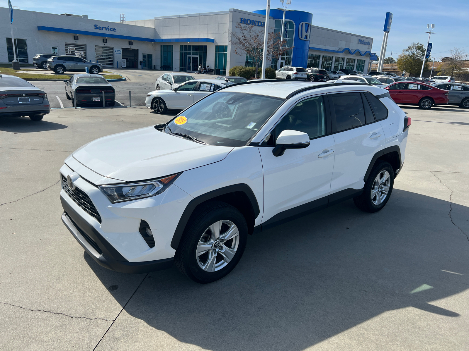 2021 Toyota RAV4 XLE 3