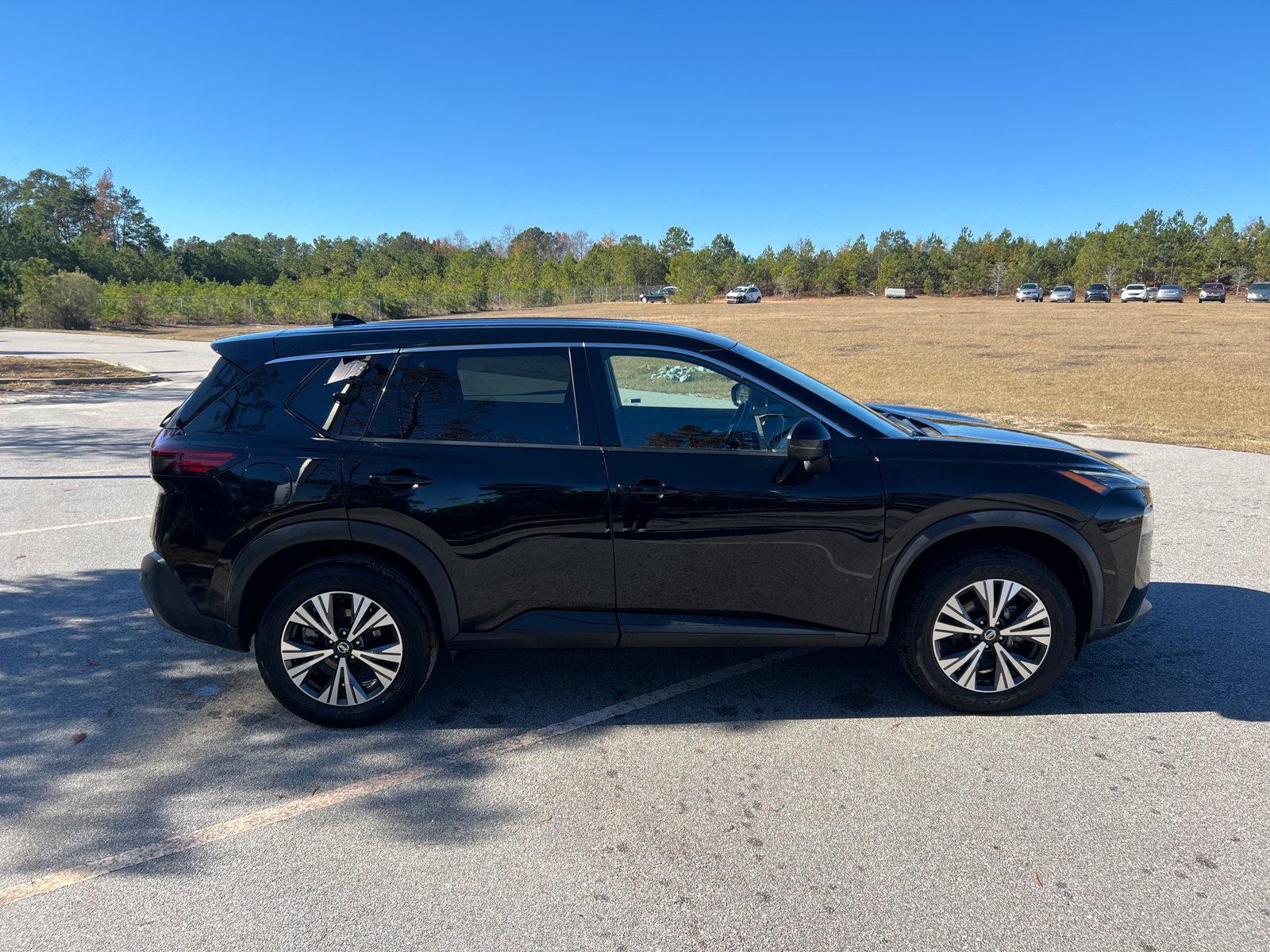 2021 Nissan Rogue SV 8