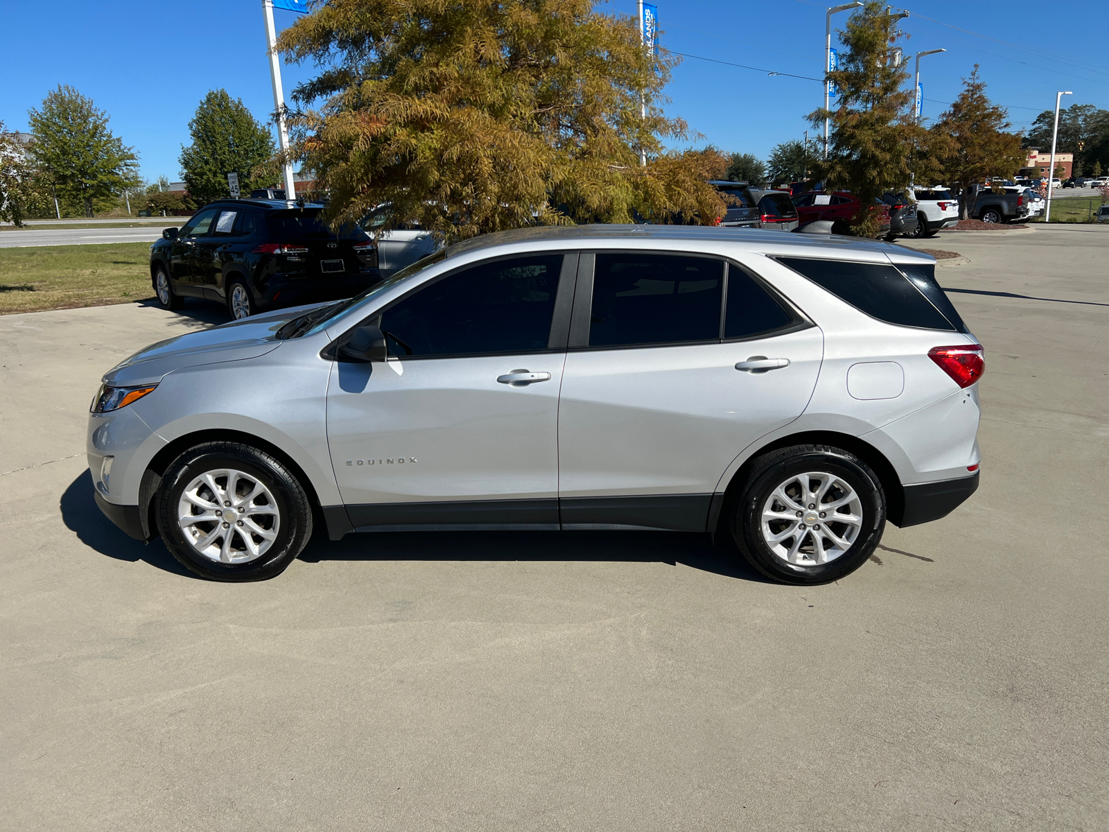 2021 Chevrolet Equinox LS 4