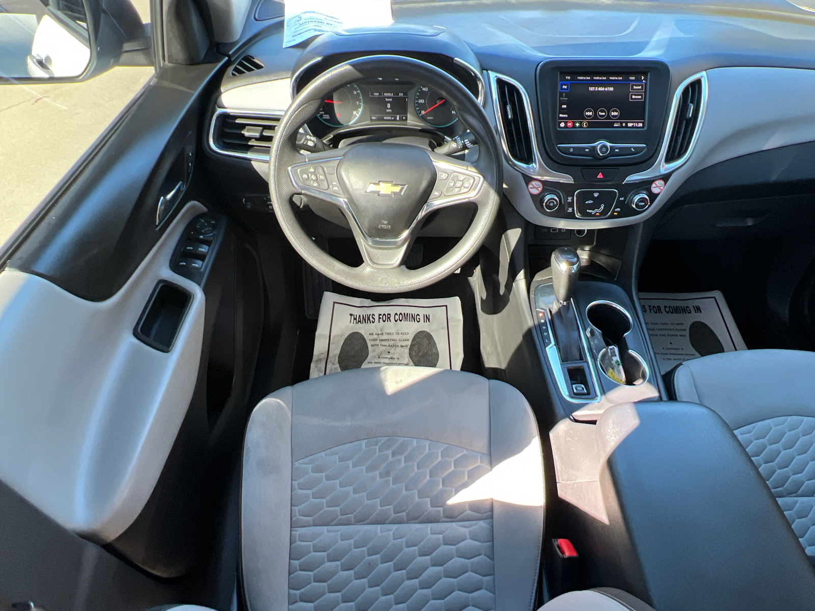 2021 Chevrolet Equinox LS 24