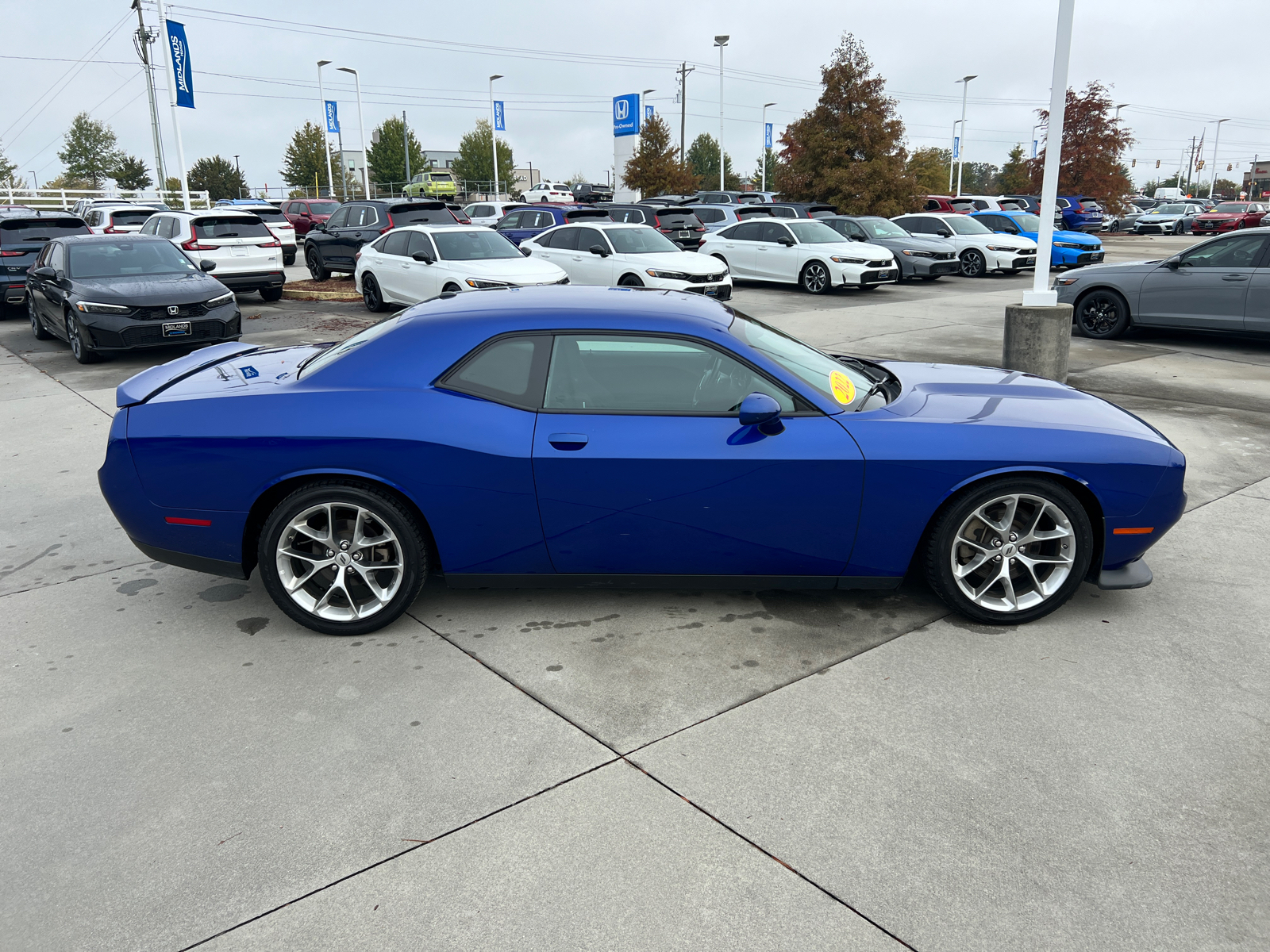 2022 Dodge Challenger GT 8