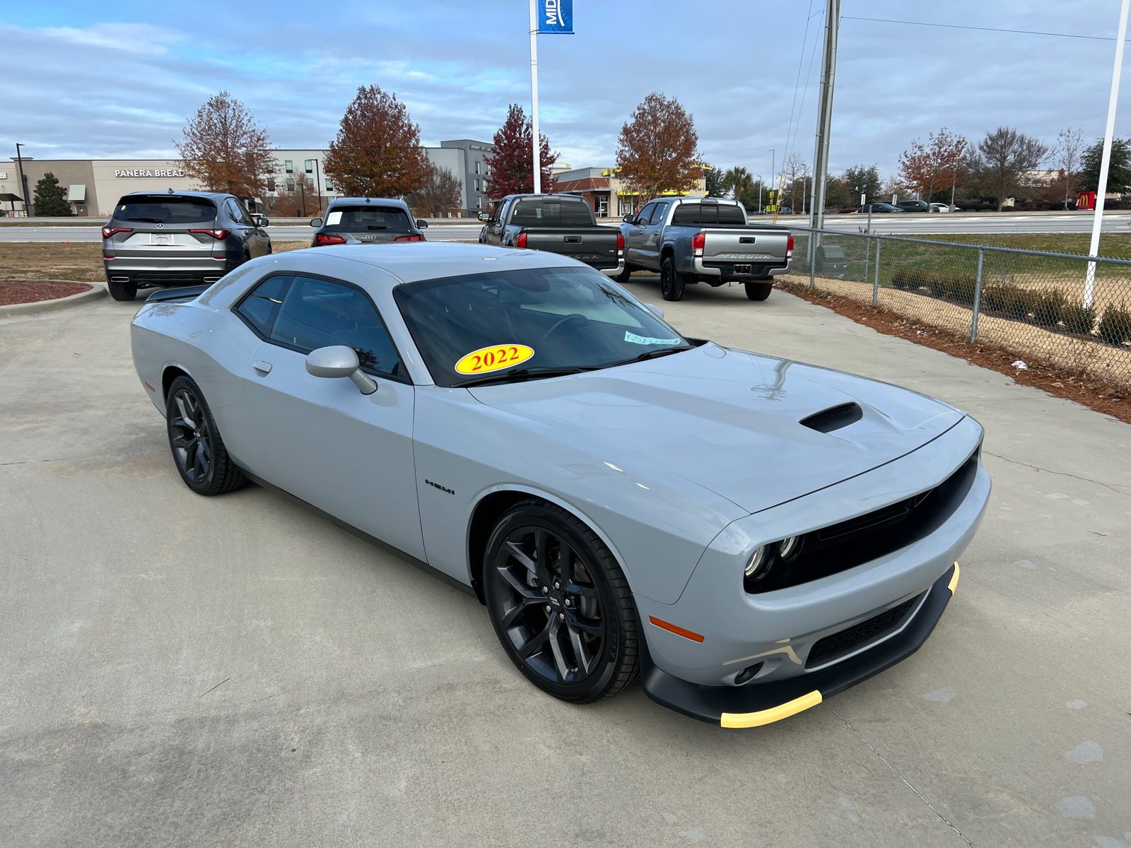 2022 Dodge Challenger R/T 1