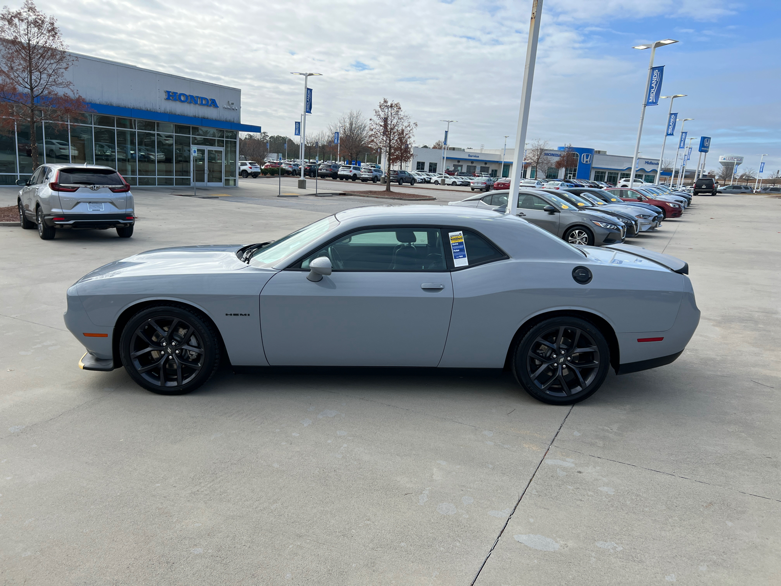 2022 Dodge Challenger R/T 4