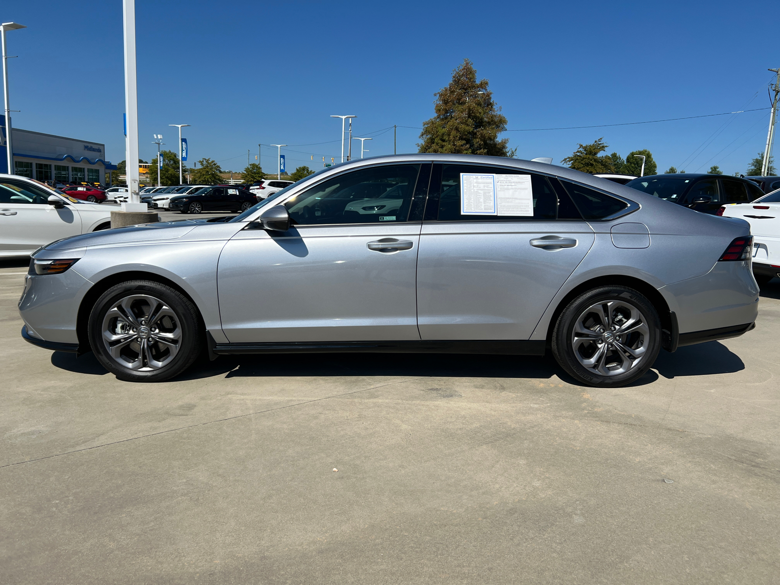 2023 Honda Accord Hybrid EX-L 4