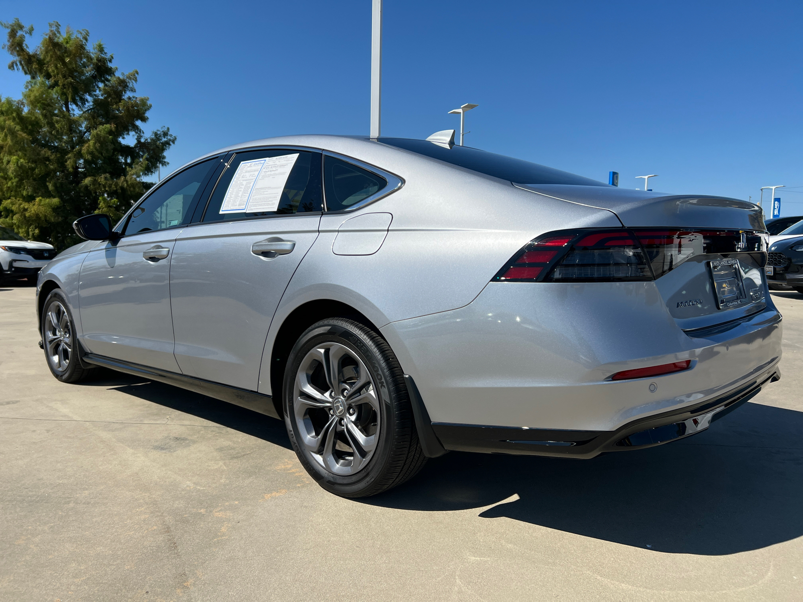 2023 Honda Accord Hybrid EX-L 5