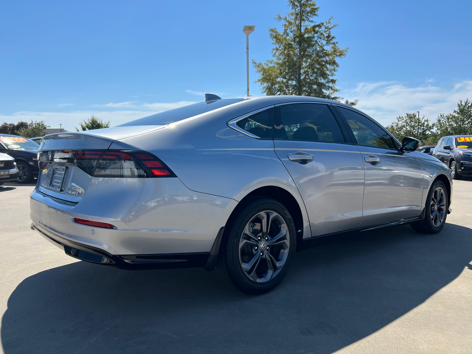 2023 Honda Accord Hybrid EX-L 7