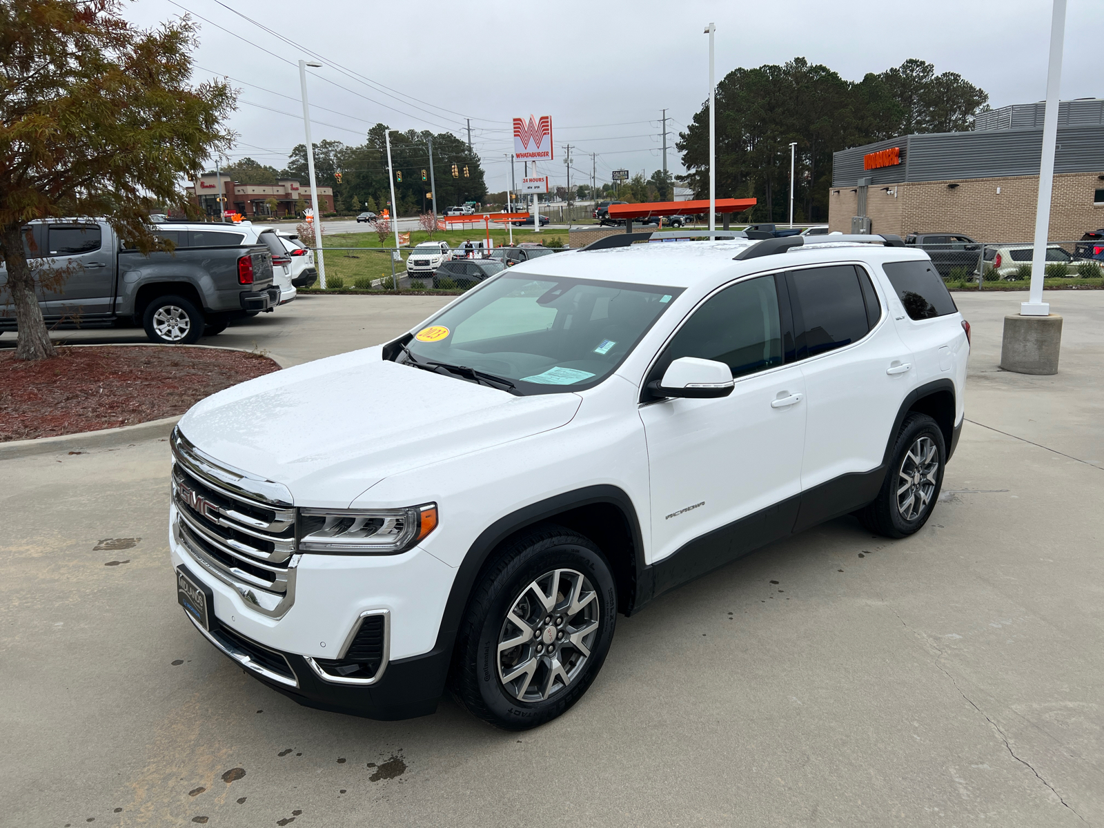 2023 GMC Acadia SLT 3