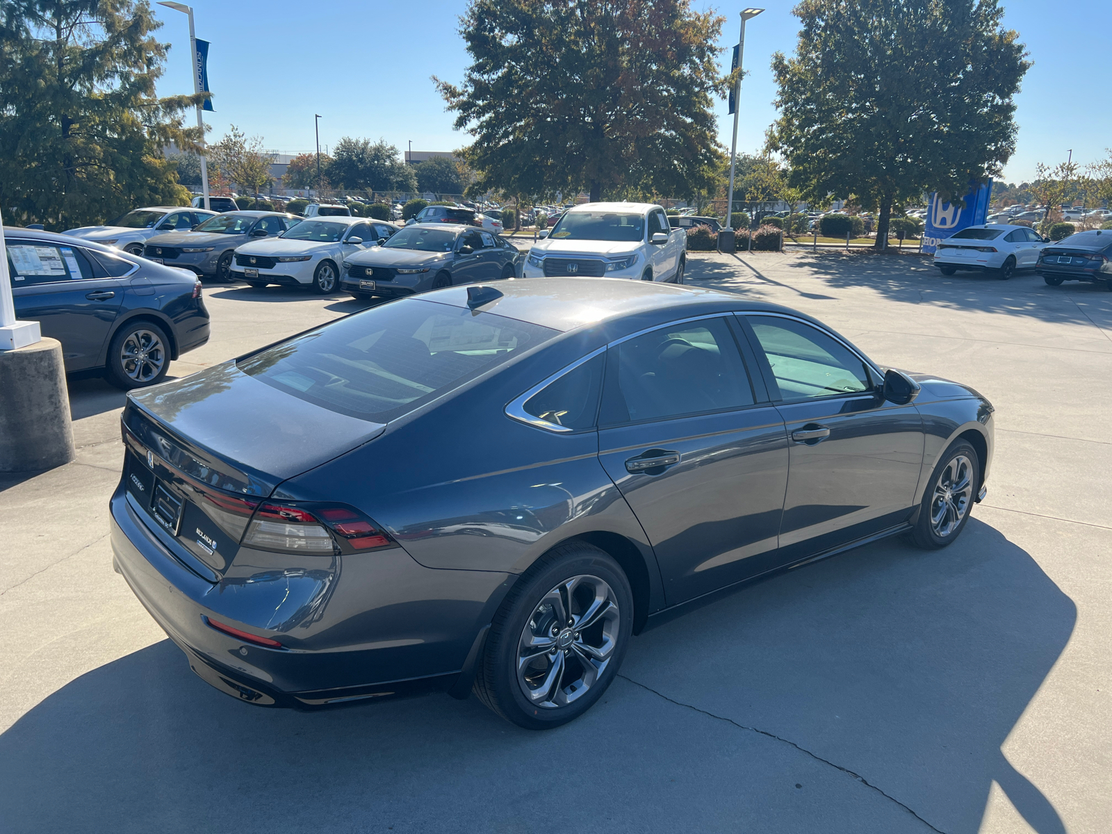 2025 Honda Accord Hybrid EX-L 7