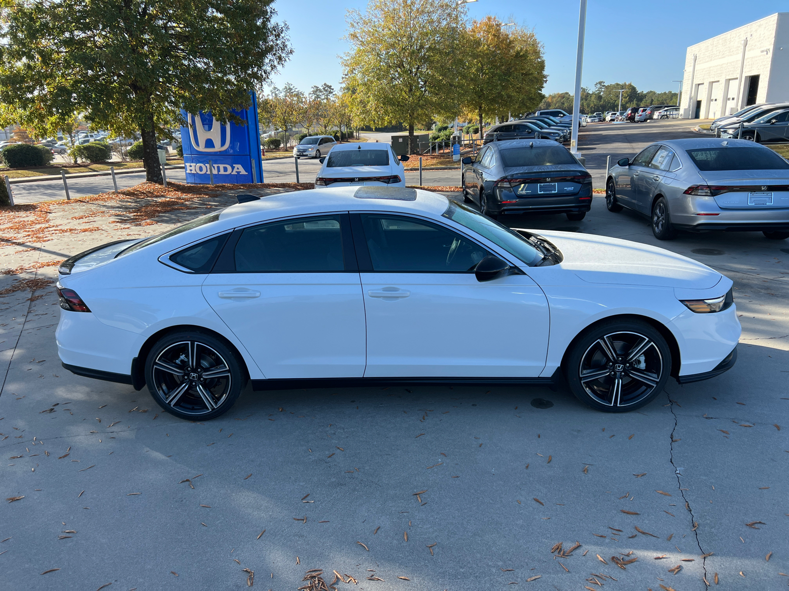 2025 Honda Accord Hybrid Sport 8