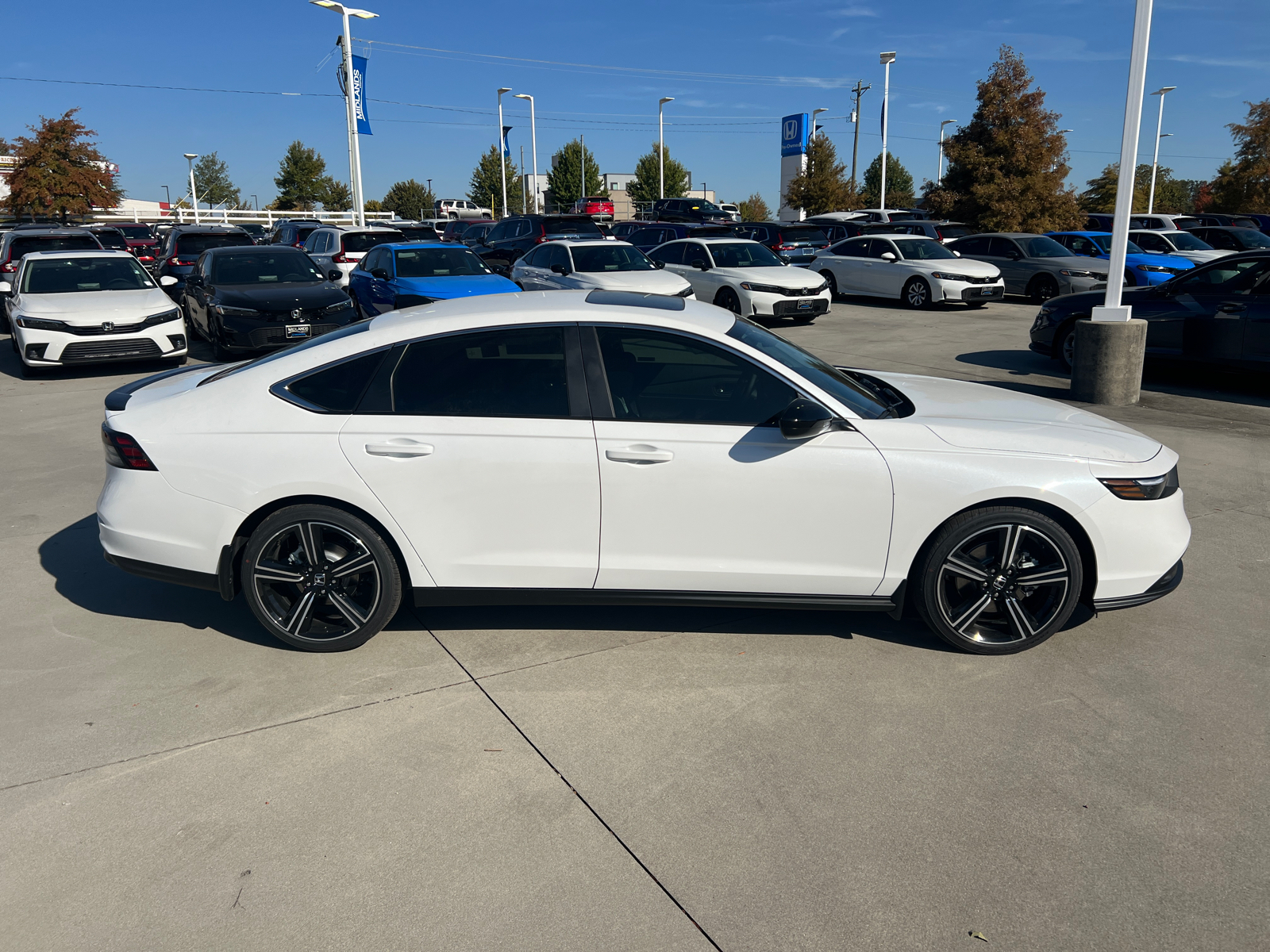 2025 Honda Accord Hybrid Sport 8