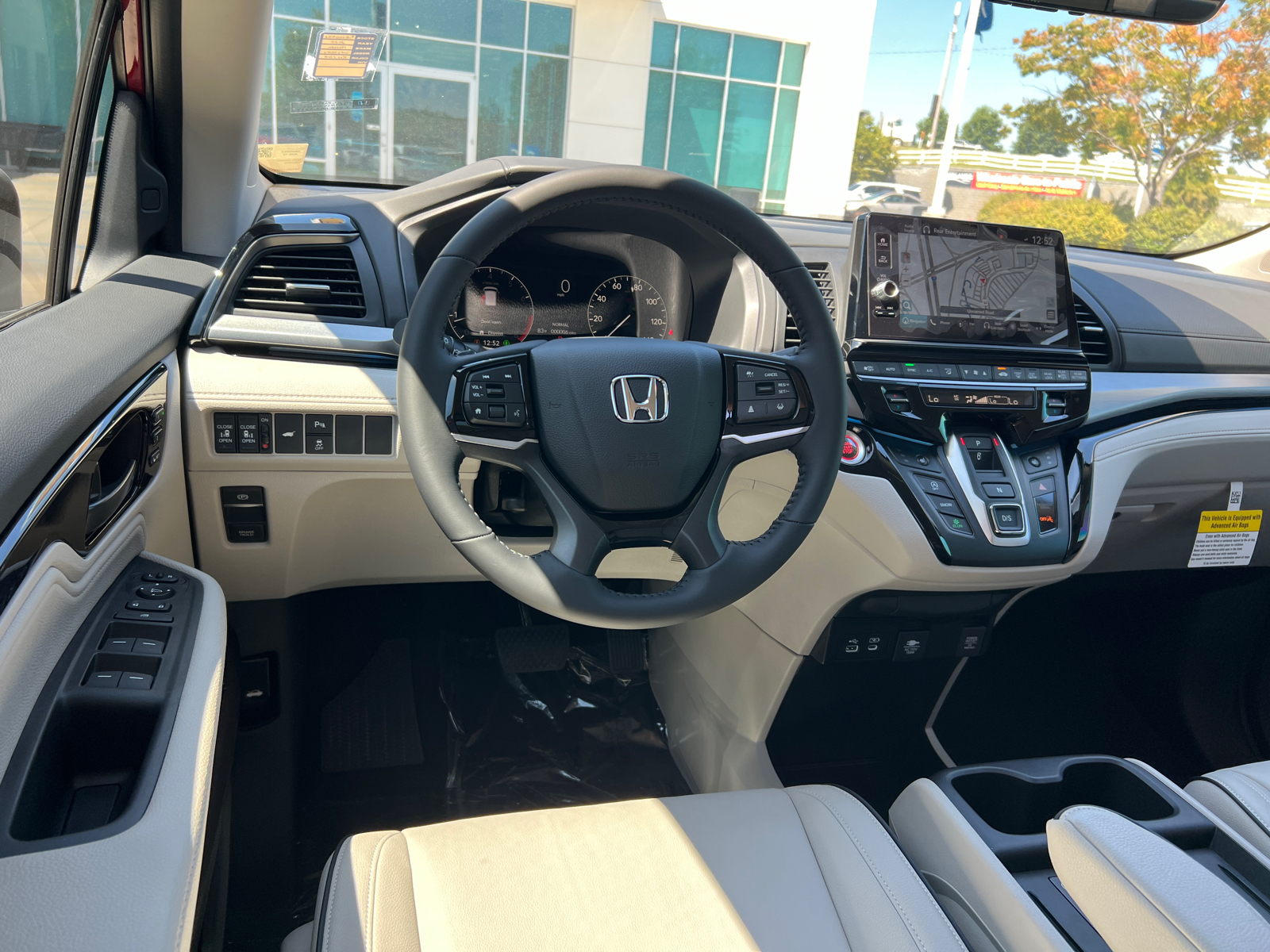 2025 Honda Odyssey Touring 31