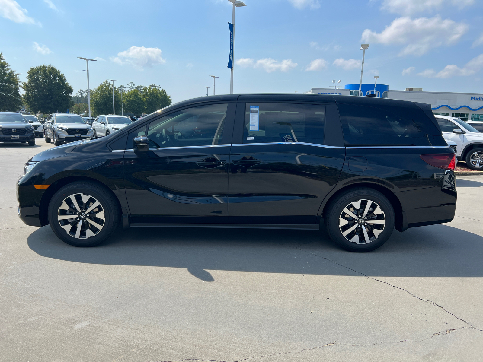 2025 Honda Odyssey EX-L 4