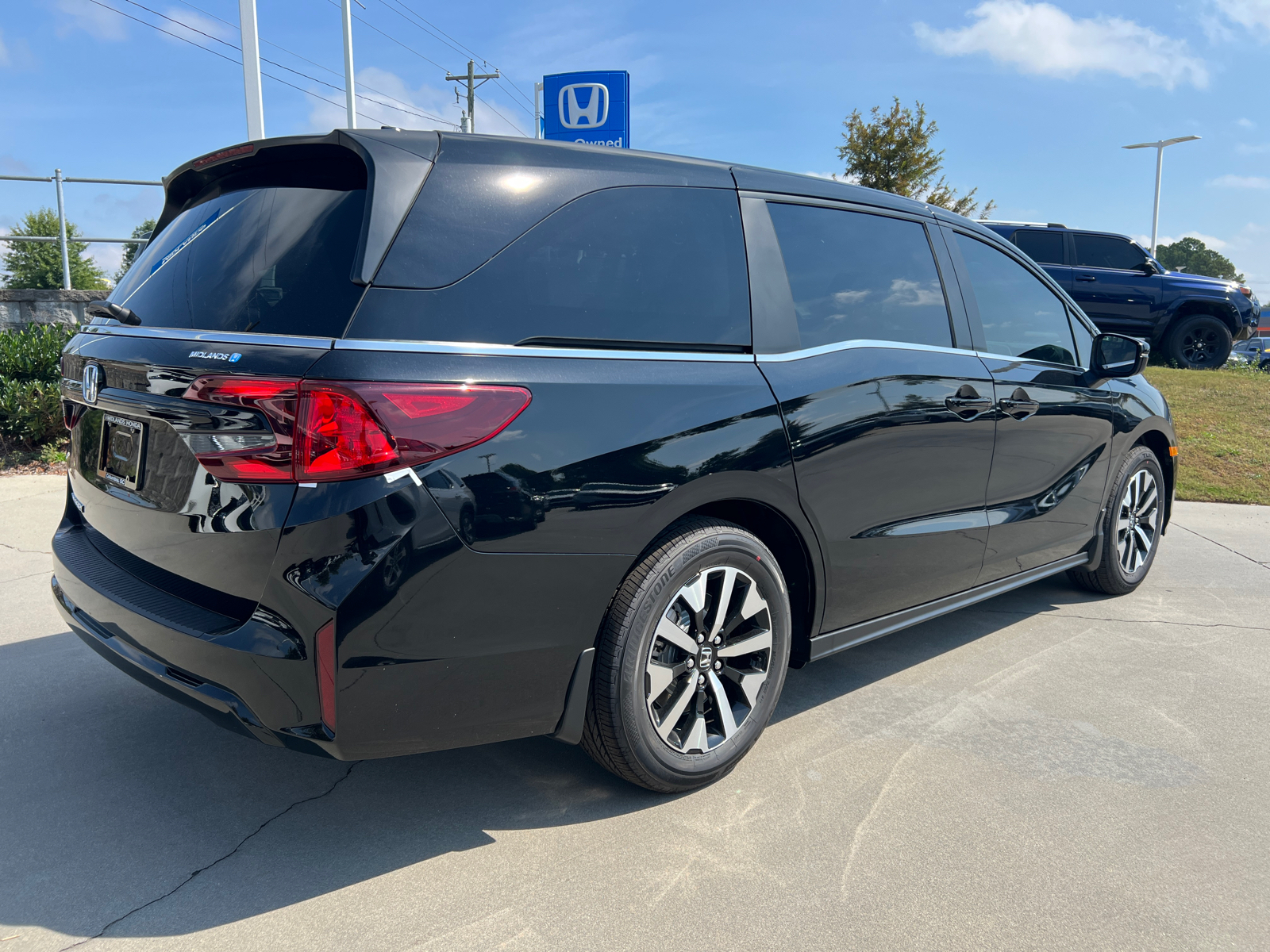 2025 Honda Odyssey EX-L 7