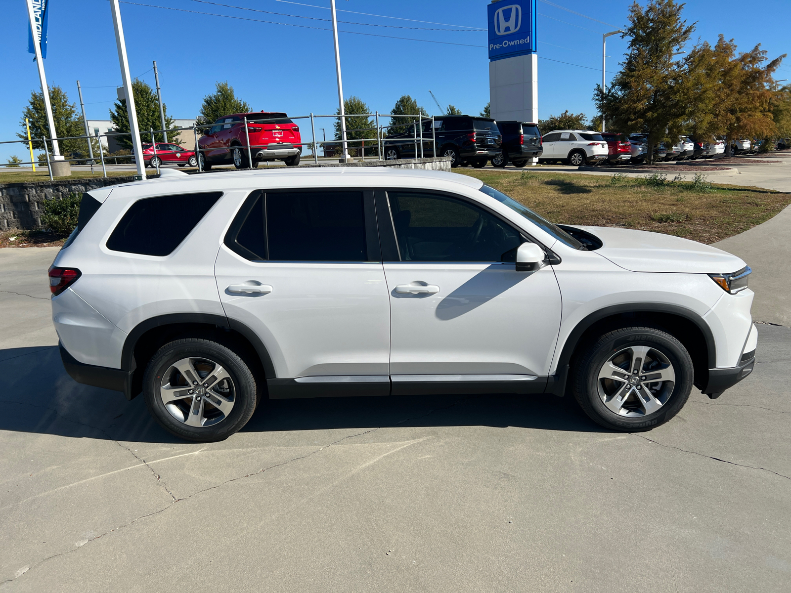 2025 Honda Pilot EX-L 8