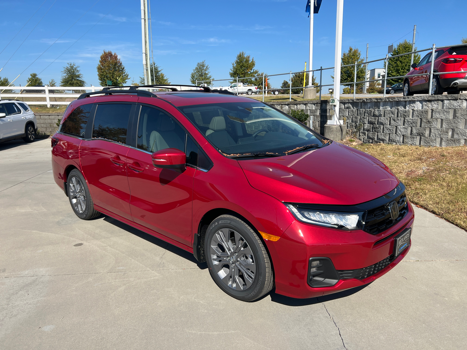 2025 Honda Odyssey Touring 1